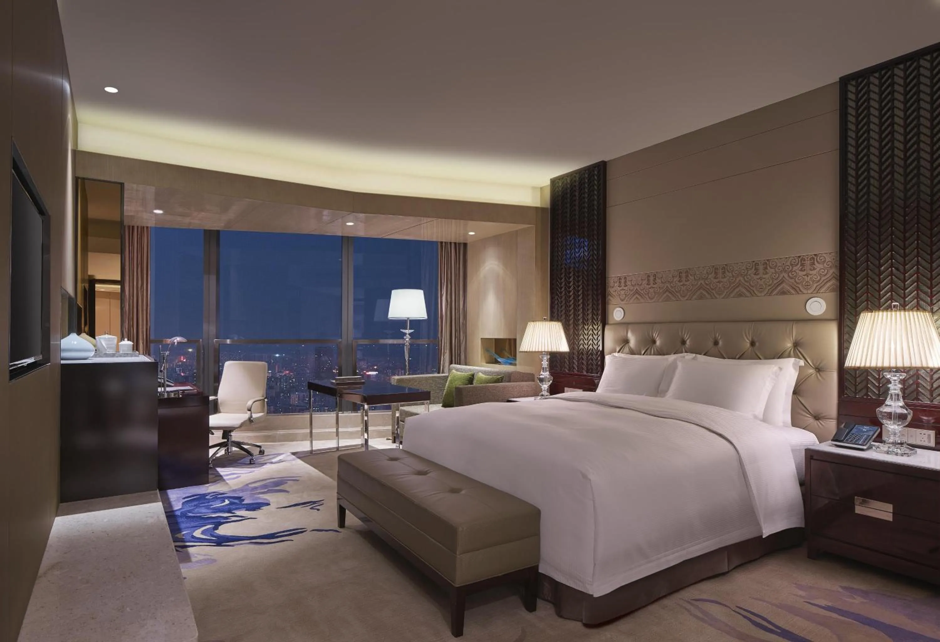 Bed in Hilton Haikou