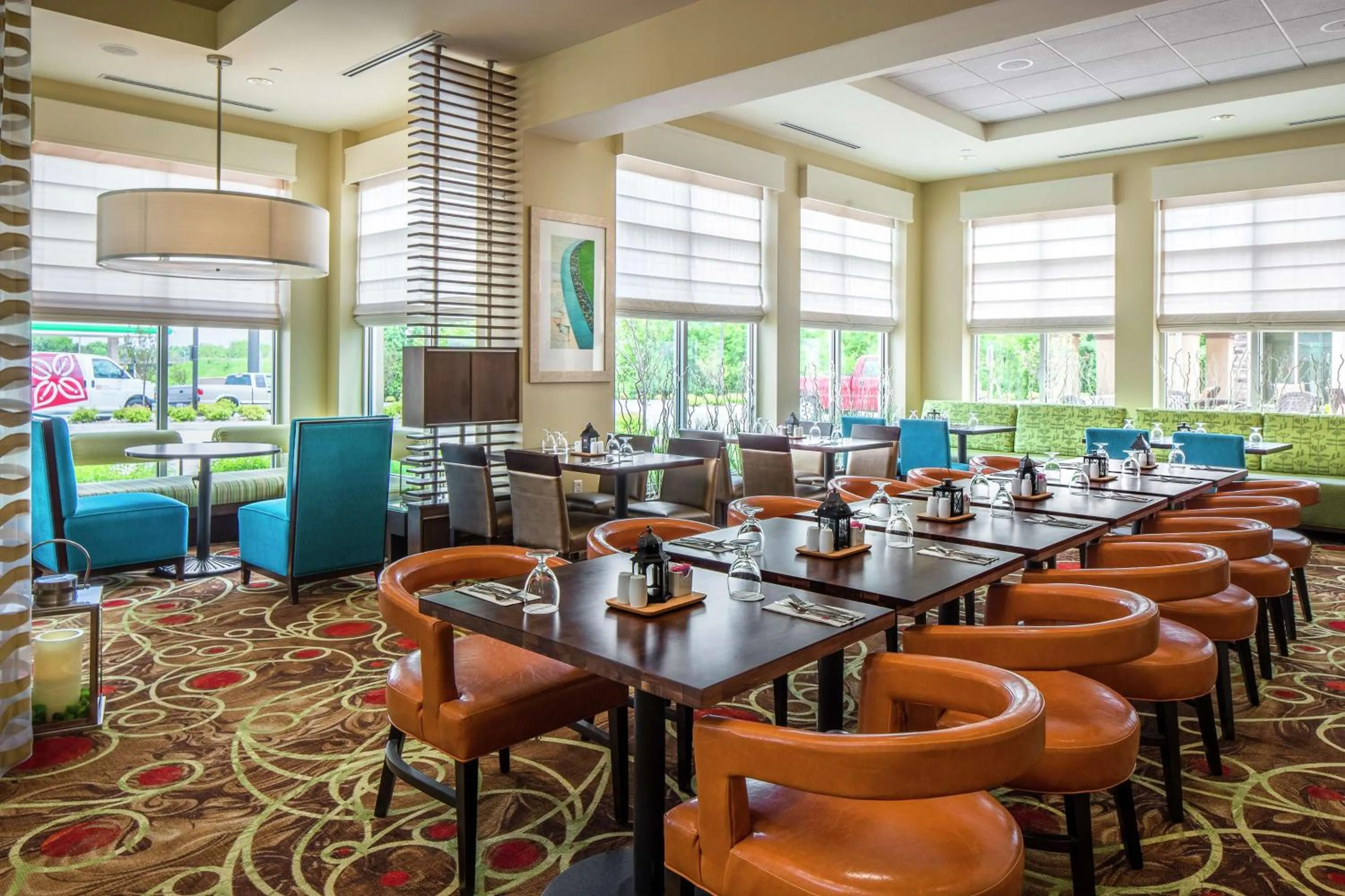 Restaurant/places to eat in Hilton Garden Inn Bettendorf/ Quad Cities