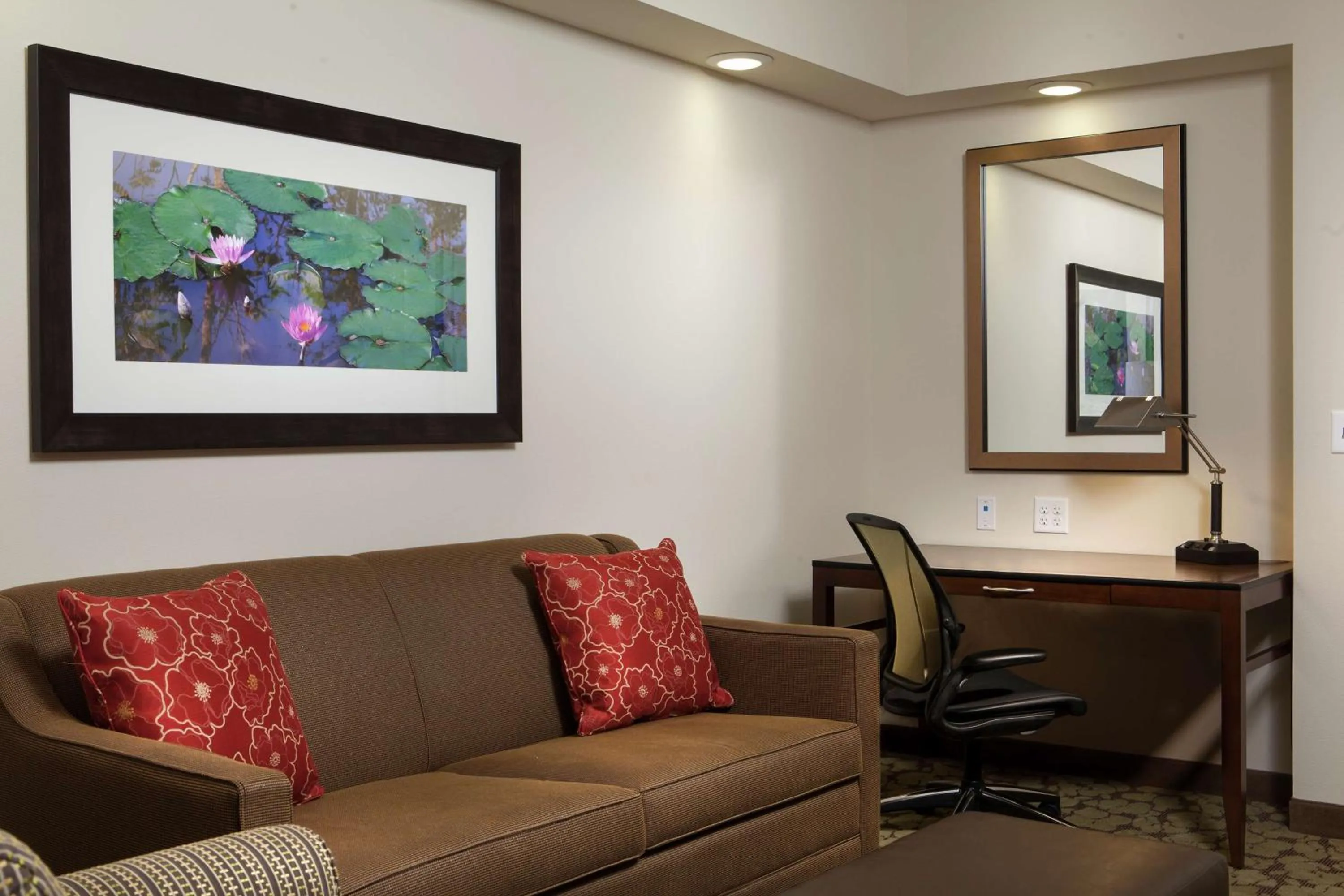 Bedroom in Hilton Garden Inn Bettendorf/ Quad Cities