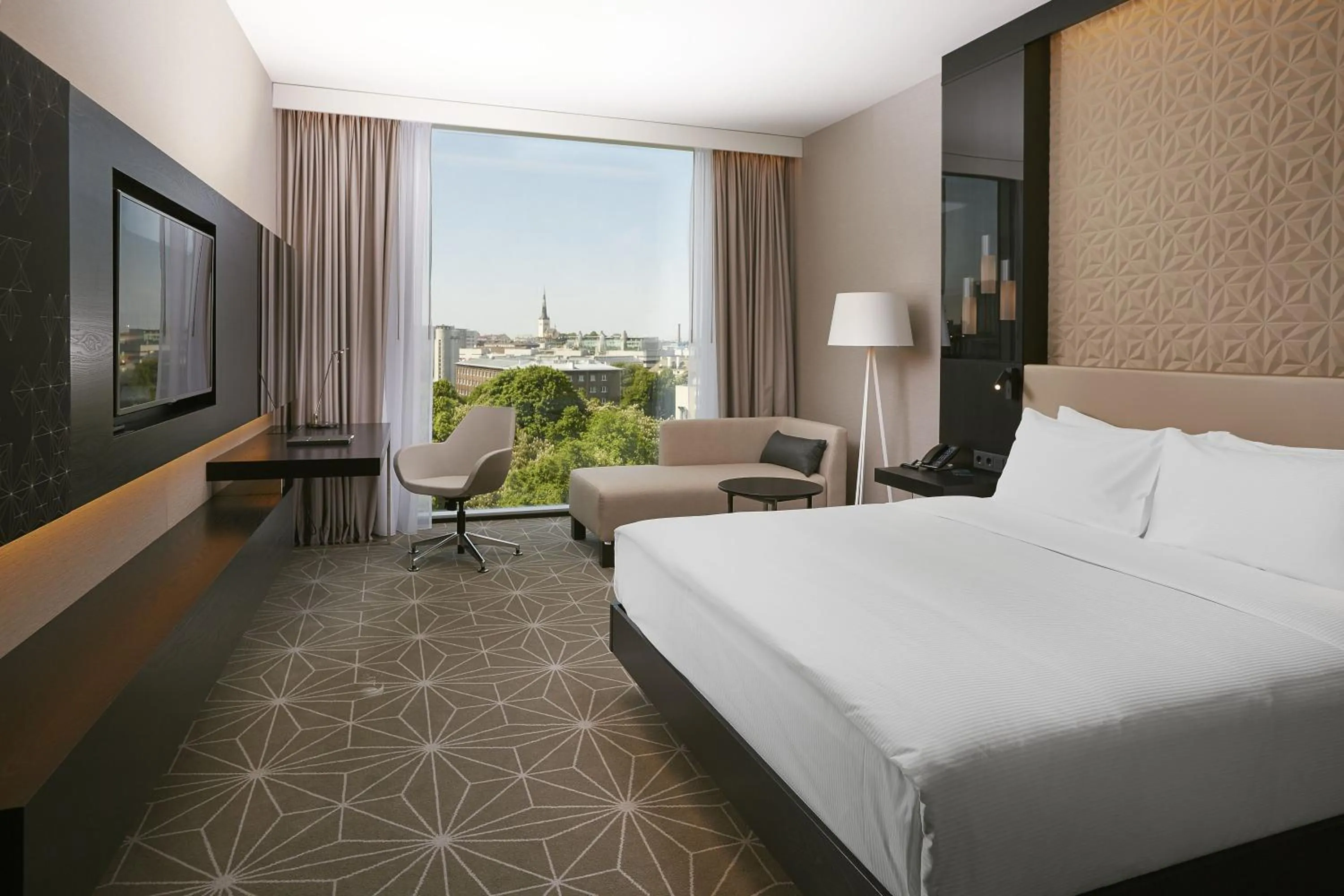 Sea view, Bed in Hilton Tallinn Park