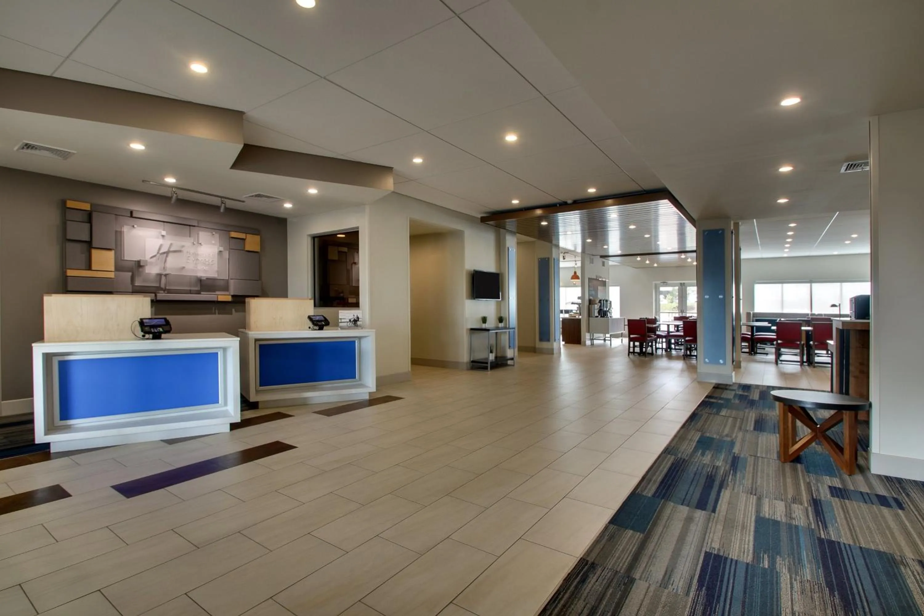 Property building in Holiday Inn Express & Suites Lancaster East - Strasburg by IHG