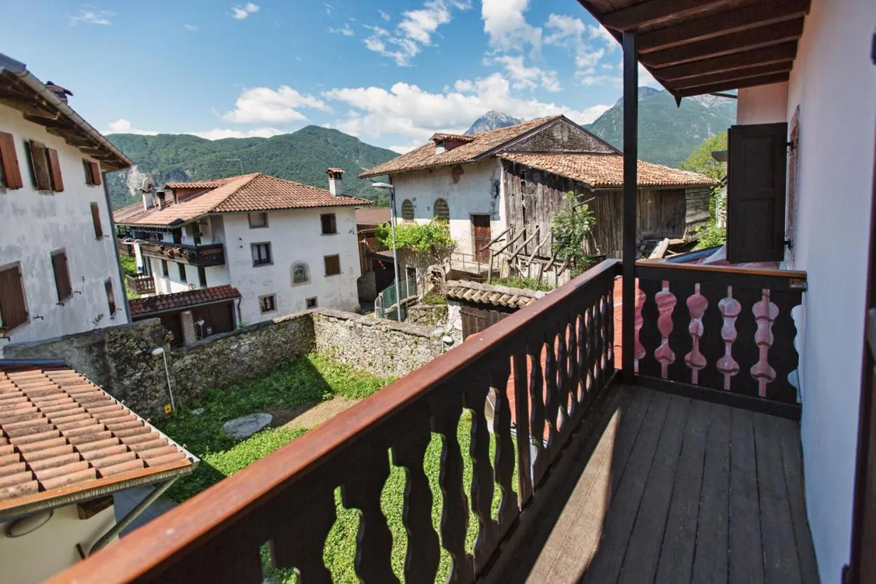 Balcony/Terrace in Albergo Diffuso "Col Gentile" Socchieve