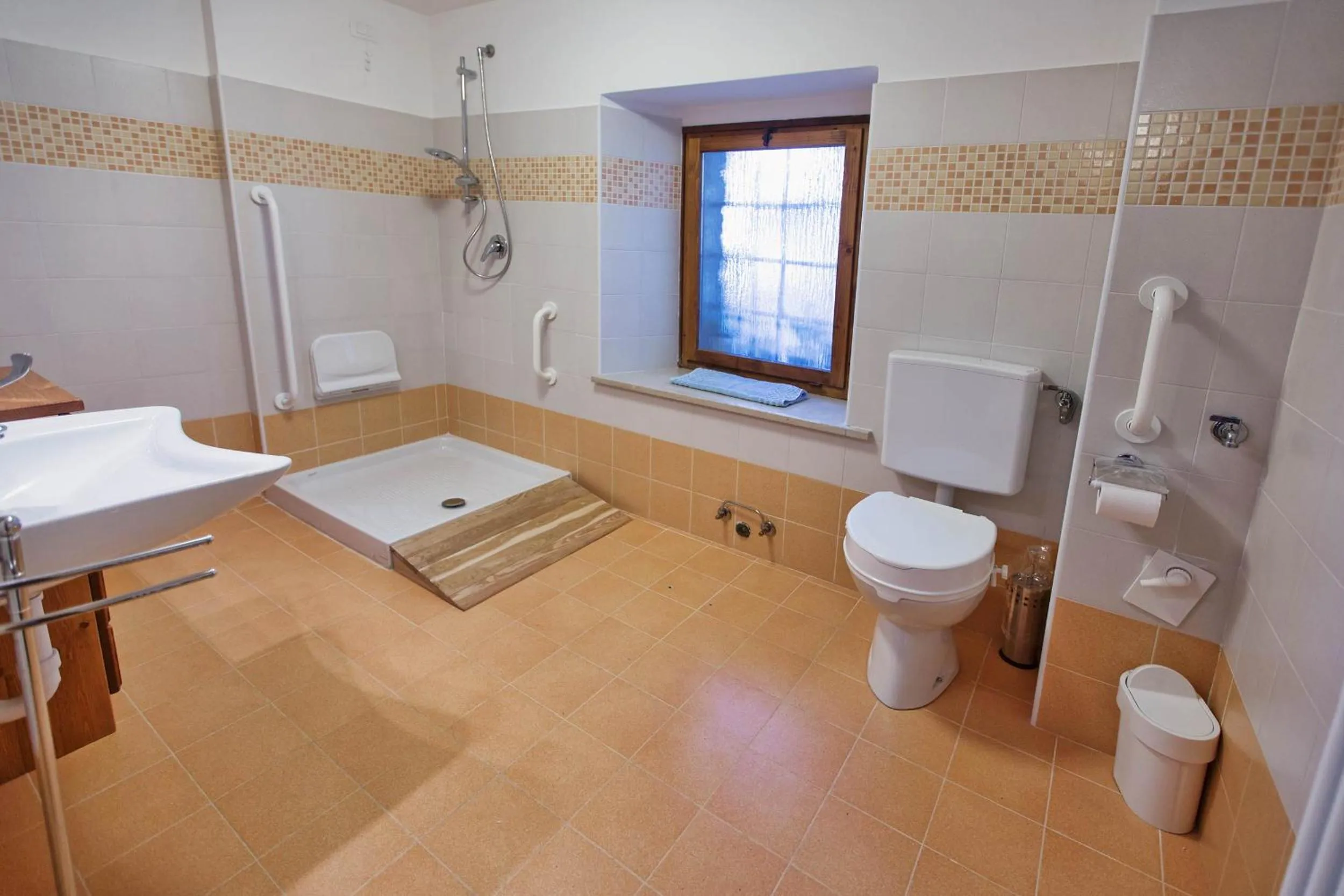 Bathroom in Albergo Diffuso "Col Gentile" Socchieve