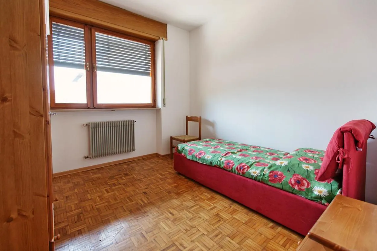 Photo of the whole room, Bed in Albergo Diffuso "Col Gentile" Socchieve