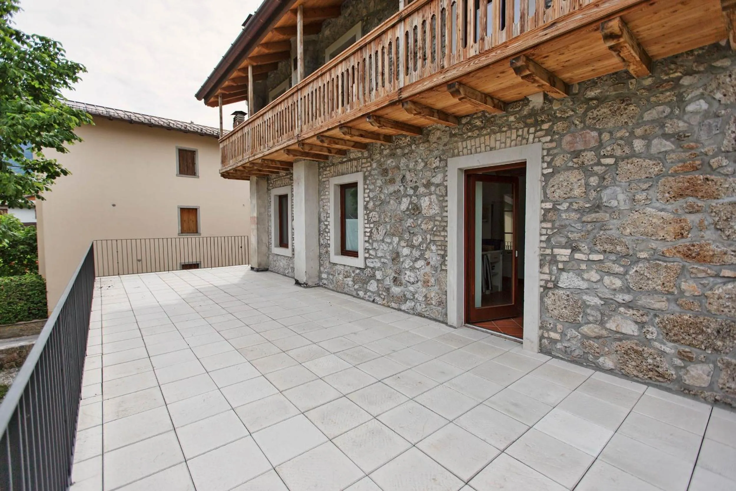Balcony/Terrace in Albergo Diffuso "Col Gentile" Socchieve