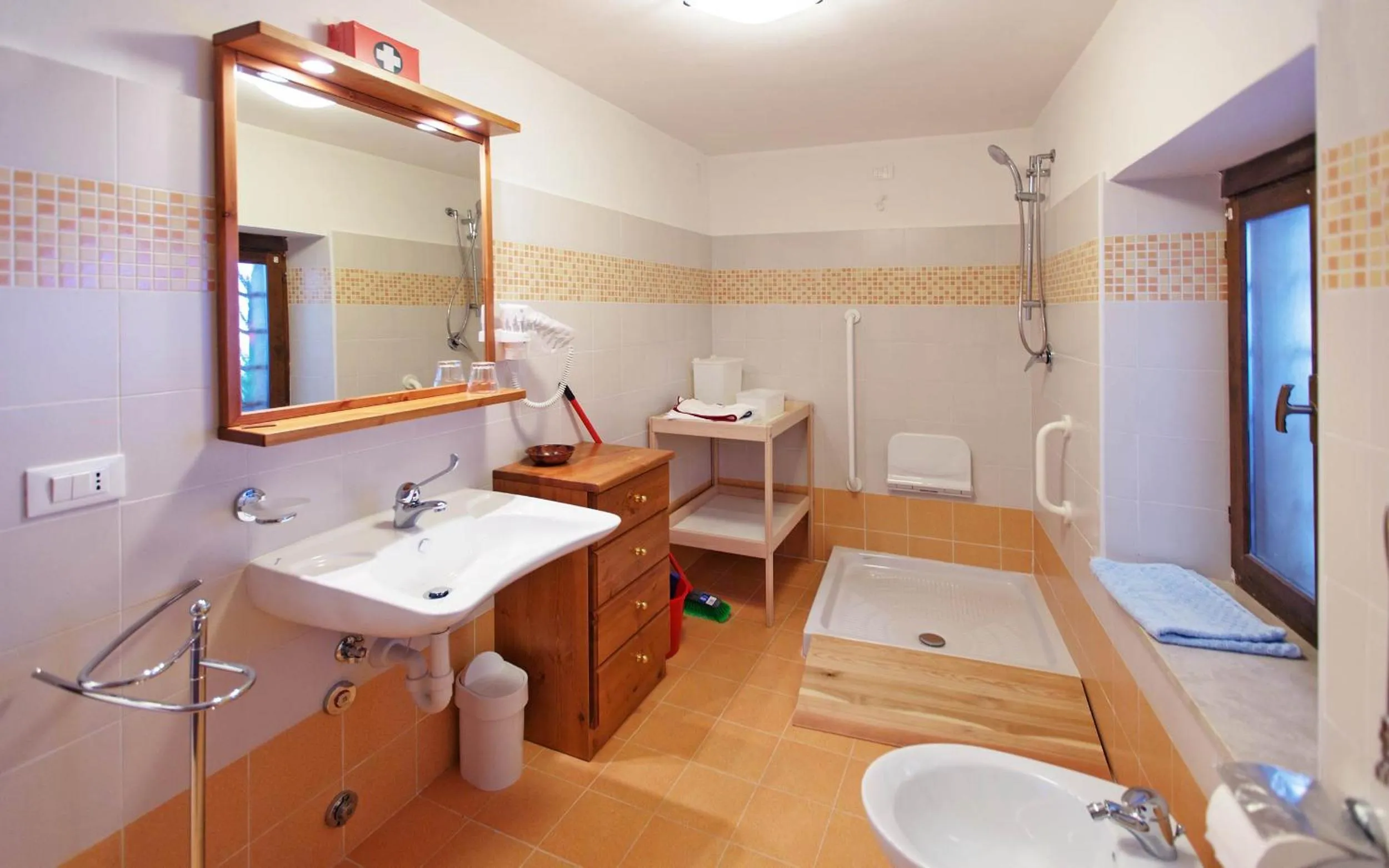 Bathroom in Albergo Diffuso "Col Gentile" Socchieve