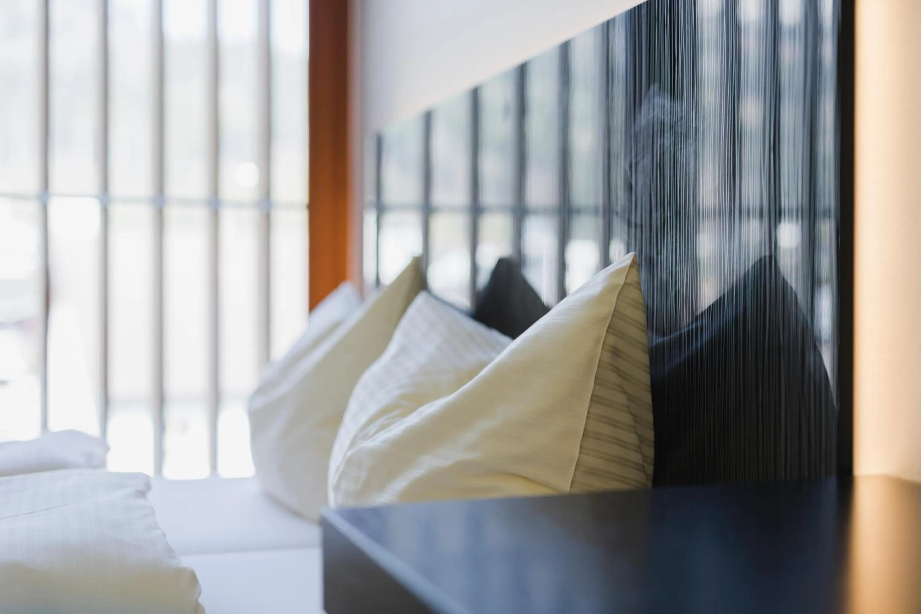 Bed in Motel Z - self checkin