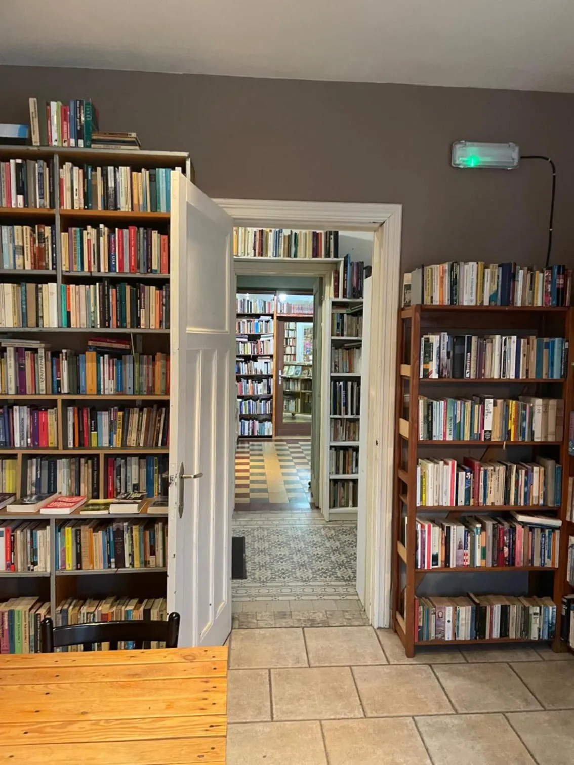 Library in La Reduiste