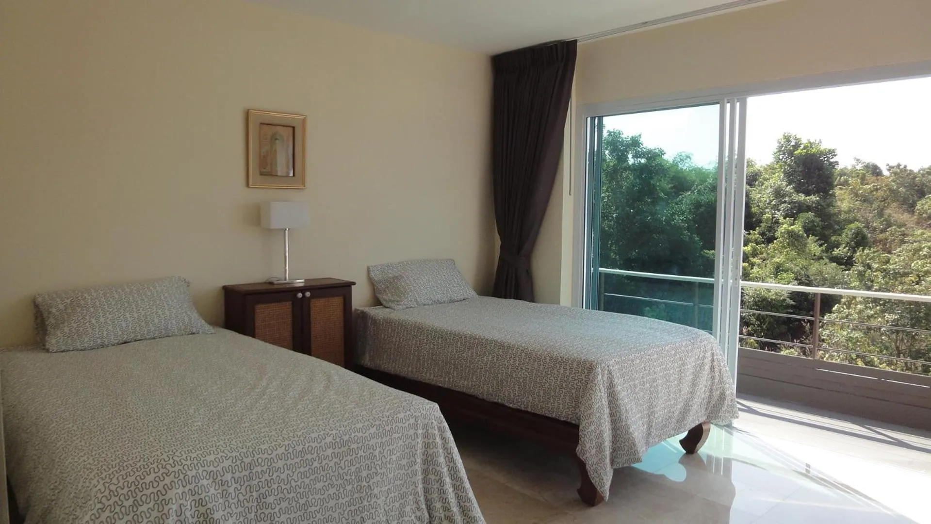 Day, Bed in Anam Cara