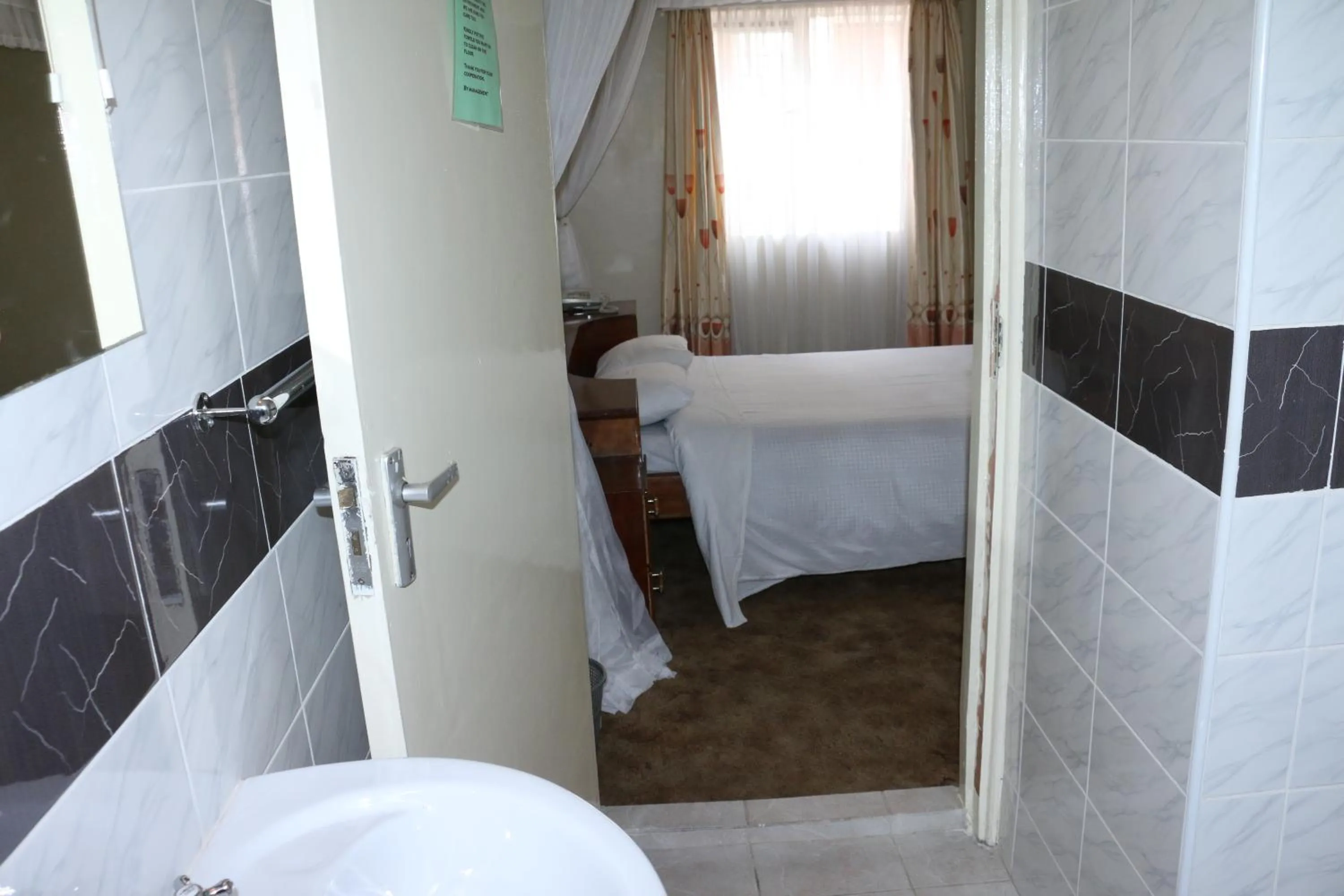Property building, Bed in Adventist LMS Guest House & Conference Centre
