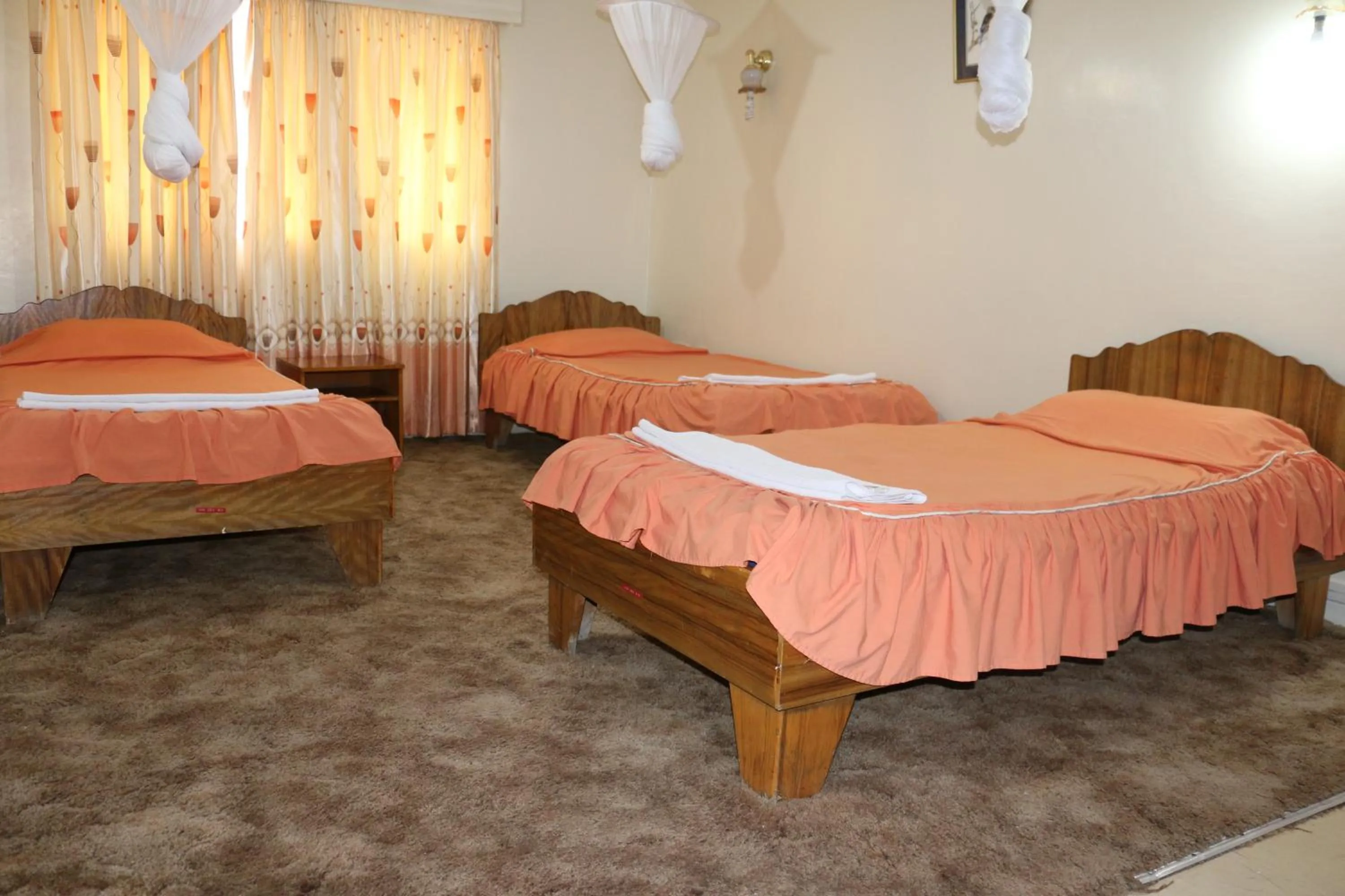 Property building, Bed in Adventist LMS Guest House & Conference Centre