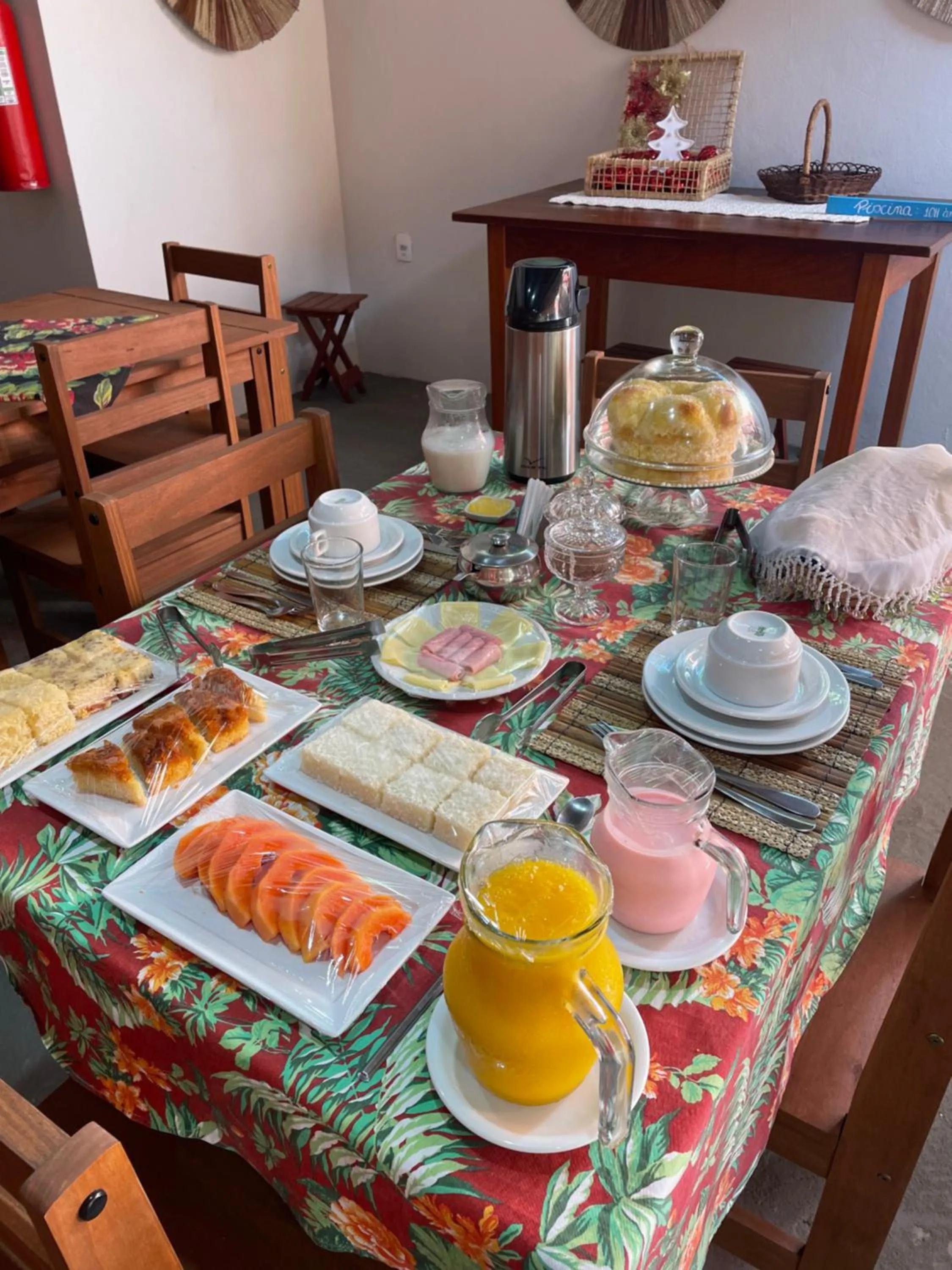 Food and drinks in Pousada Vôo da Águia
