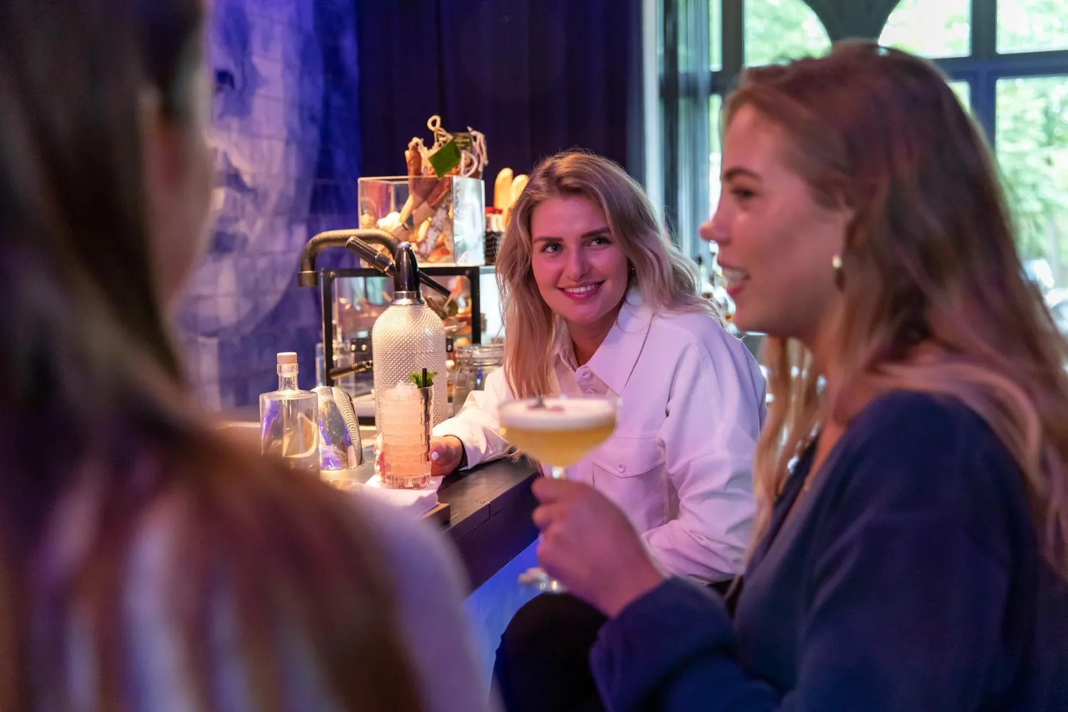 Lounge or bar in Boutique Hotel Blue - Quality Lodgings