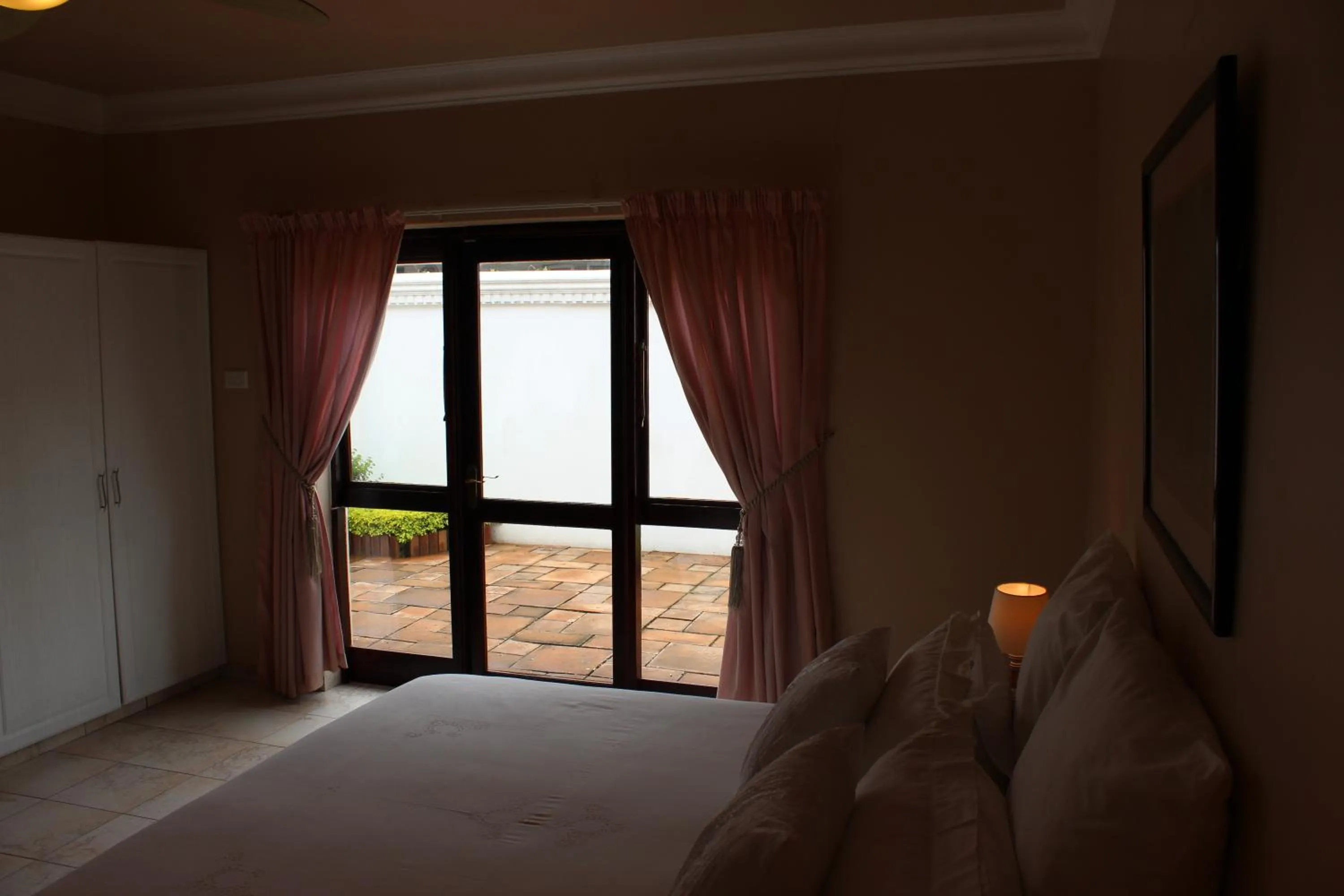 Photo of the whole room, Bed in Almost Heaven