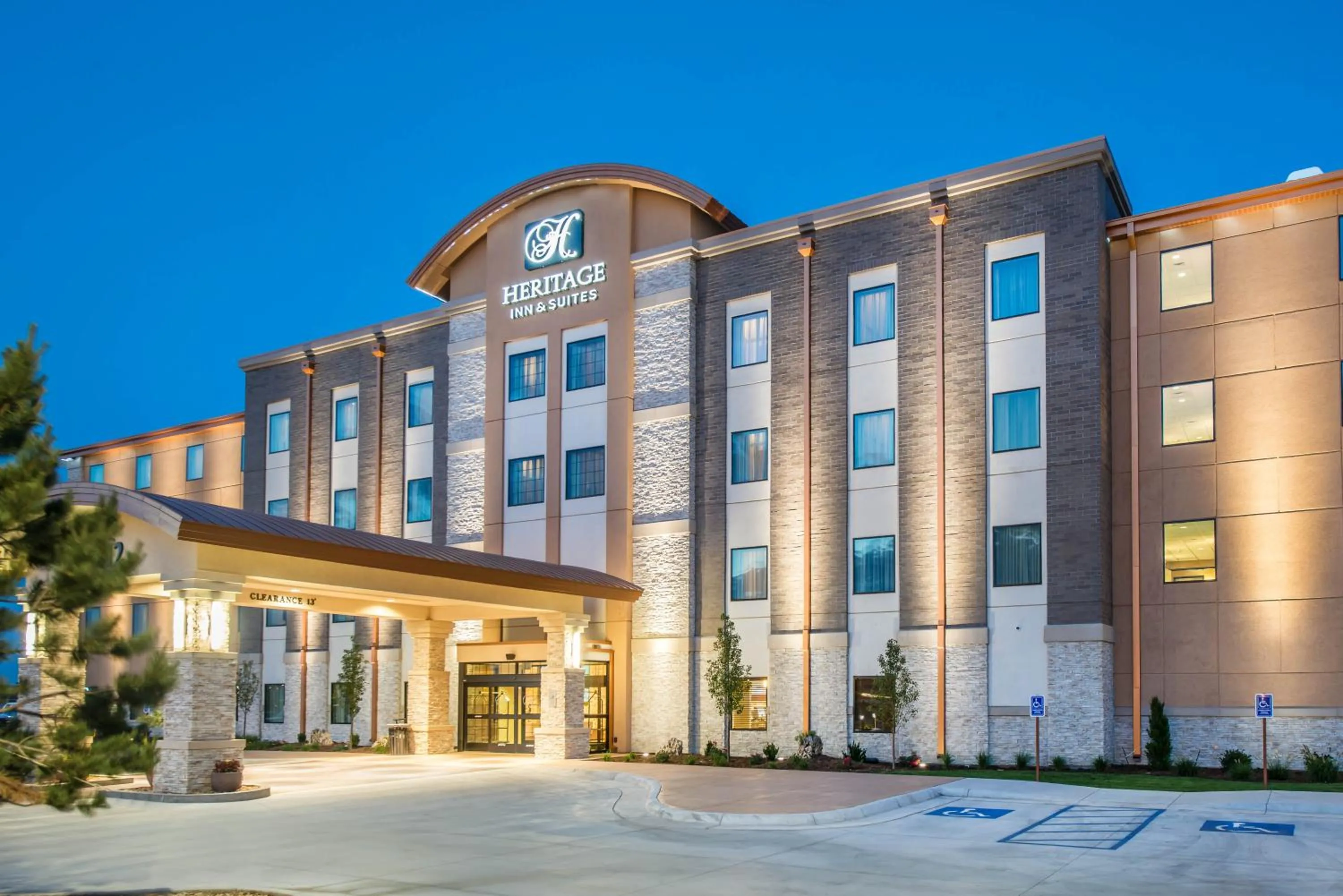 Property Building in The Heritage Inn & Suites, Ascend Hotel Collection