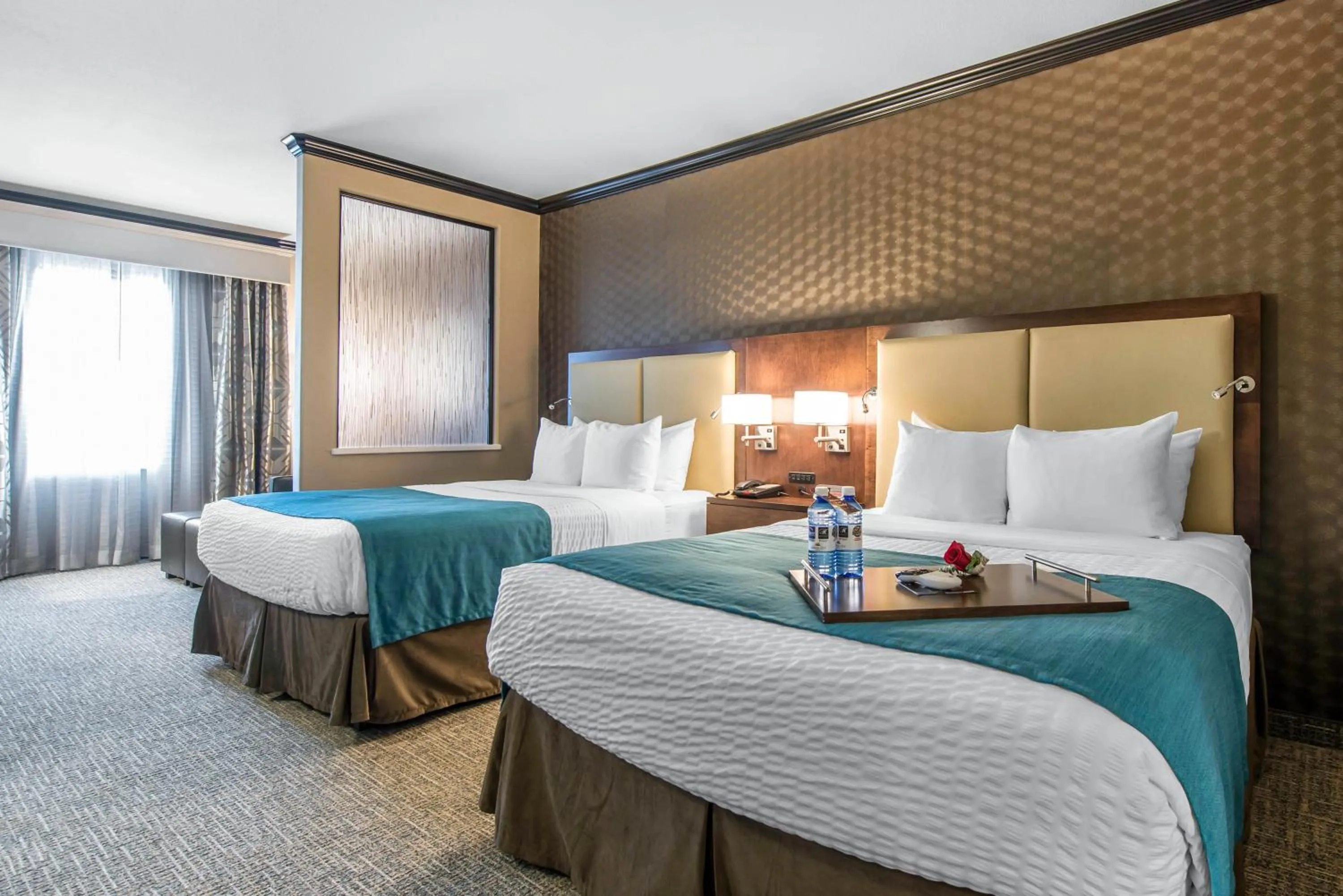 Photo of the whole room, Room Photo in The Heritage Inn & Suites, Ascend Hotel Collection