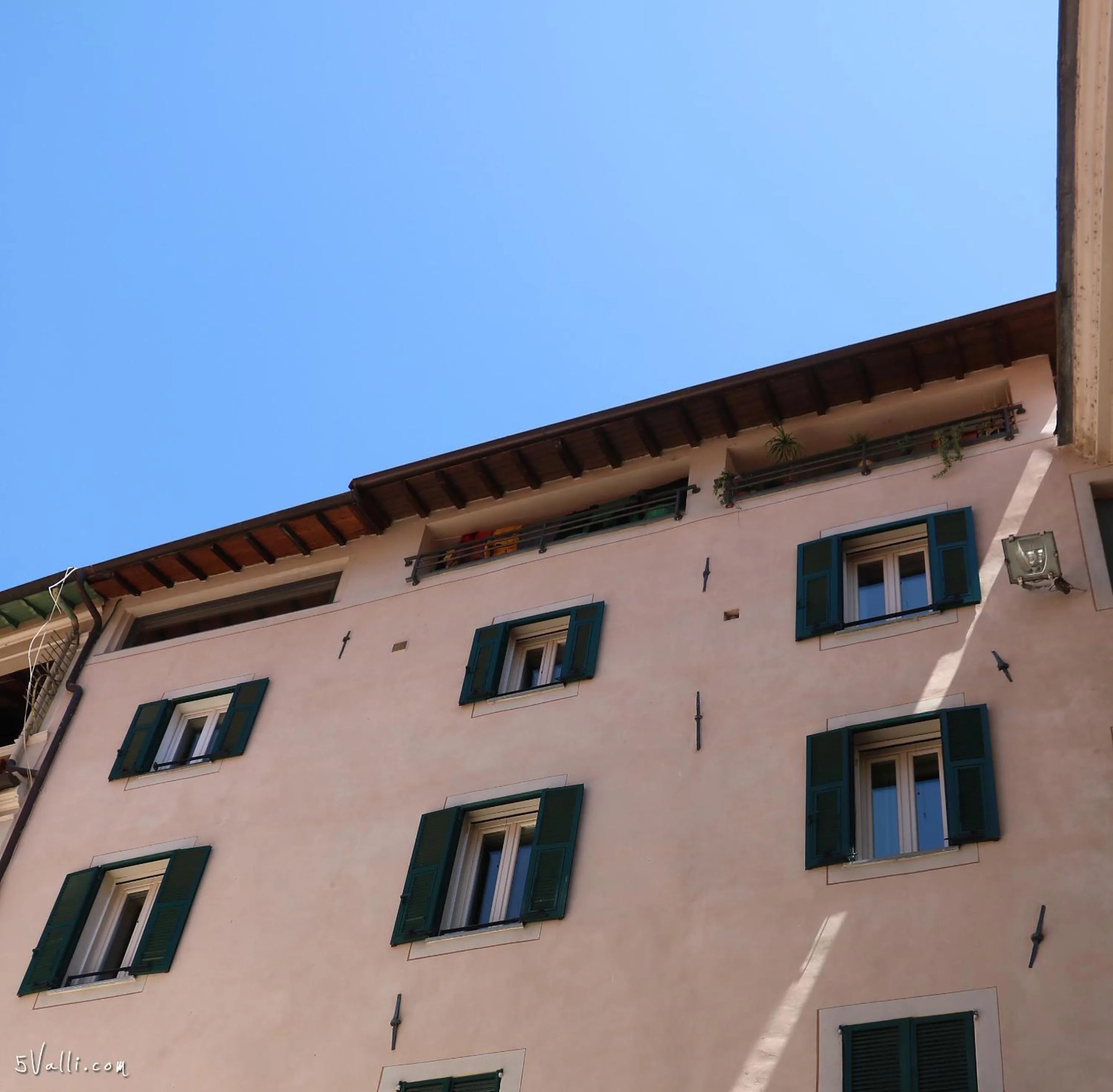 Property building in U Campanin