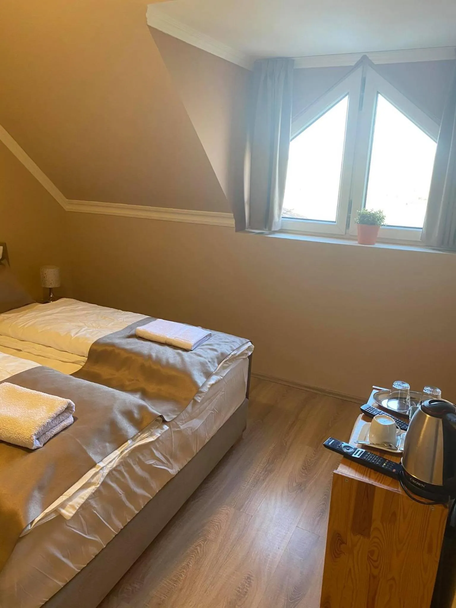 Bed in La Curia Panzió