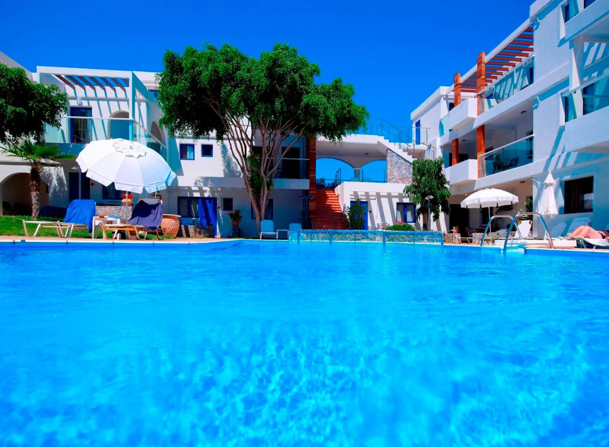 Swimming pool in Minos Village