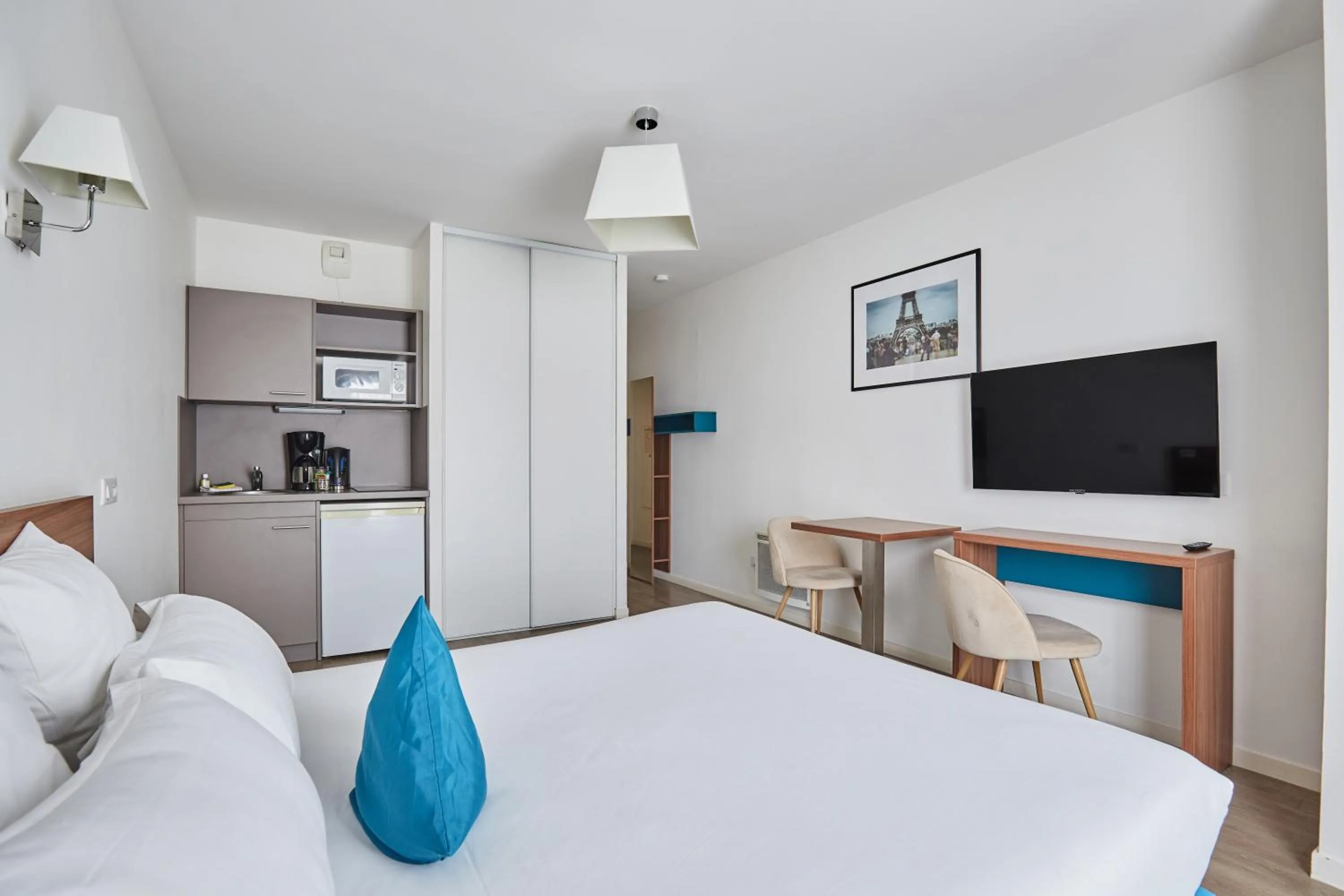 Bedroom, Bed in Résidence Odalys Paris Rueil