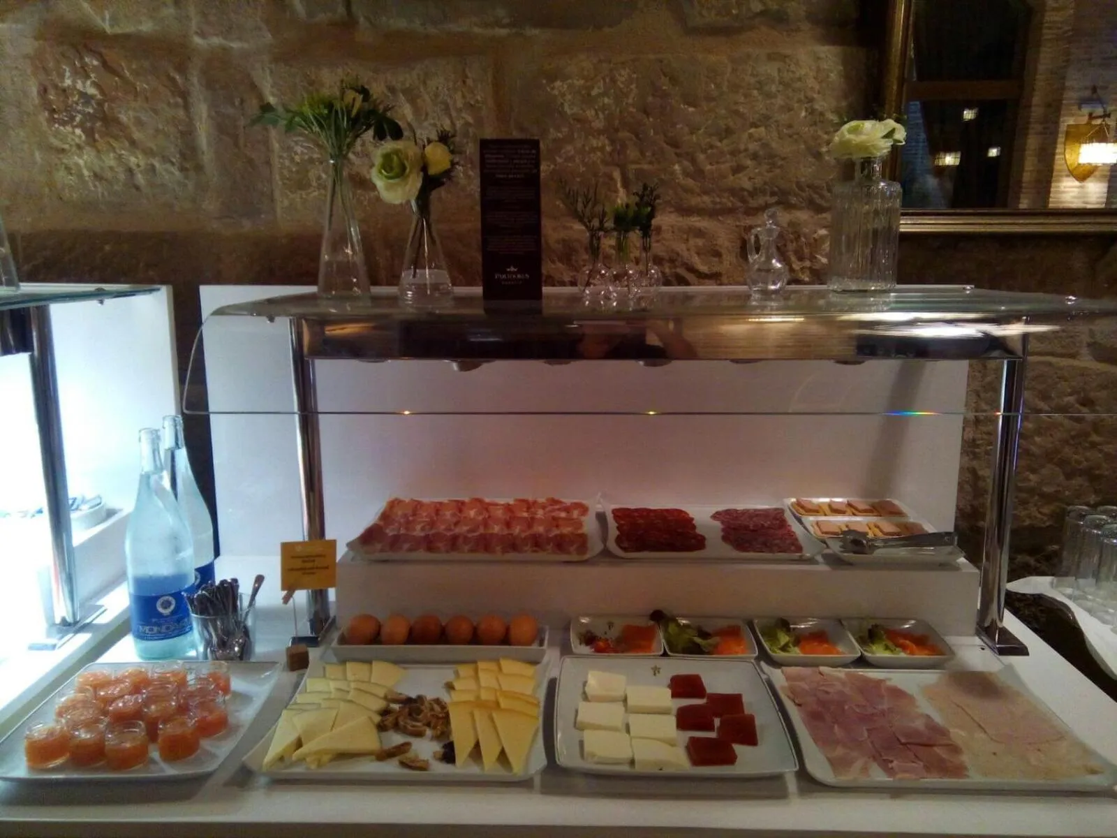 Breakfast in Parador de Olite