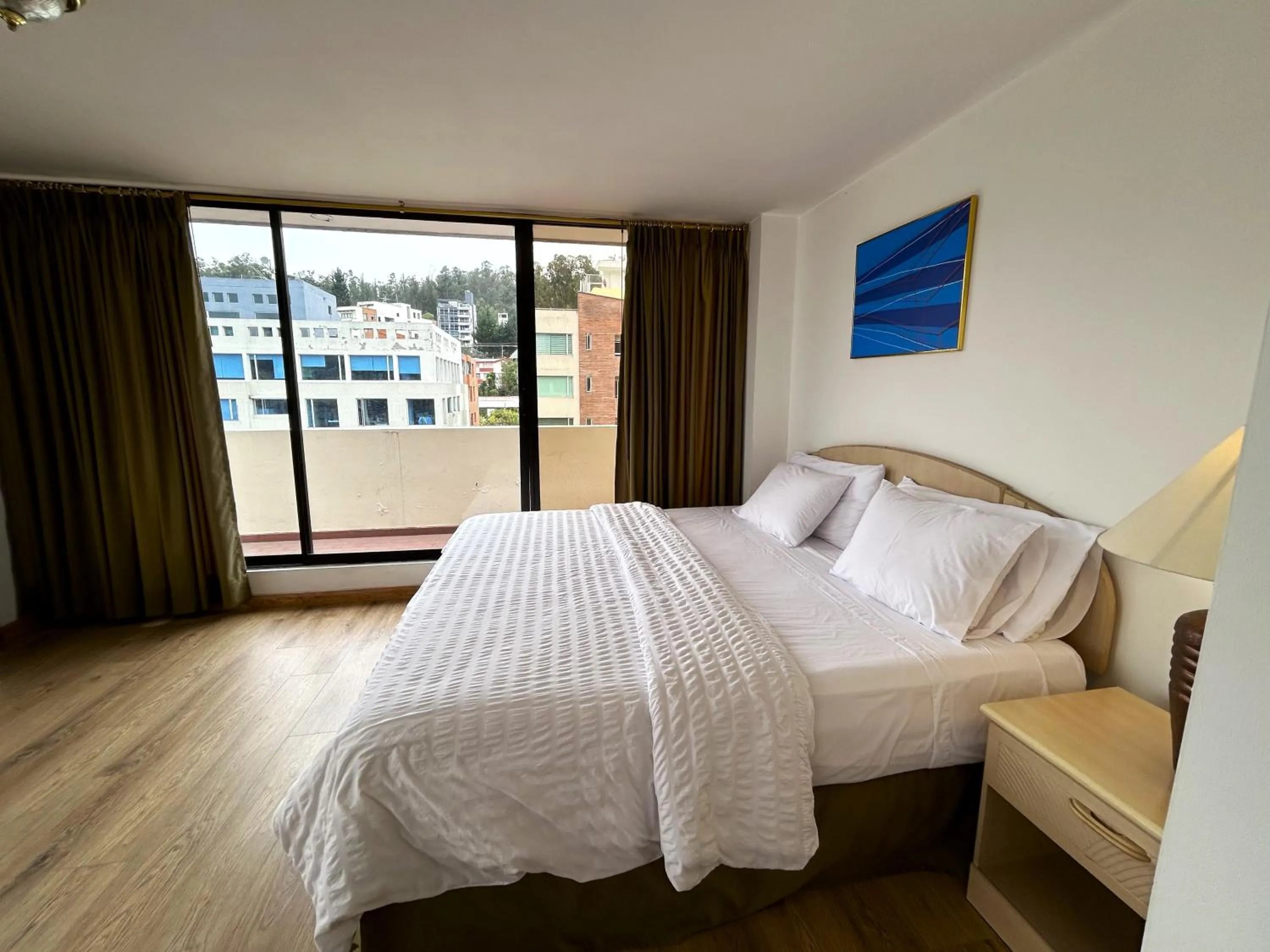 Decorative detail, Bed in Stanford Suites Hotel