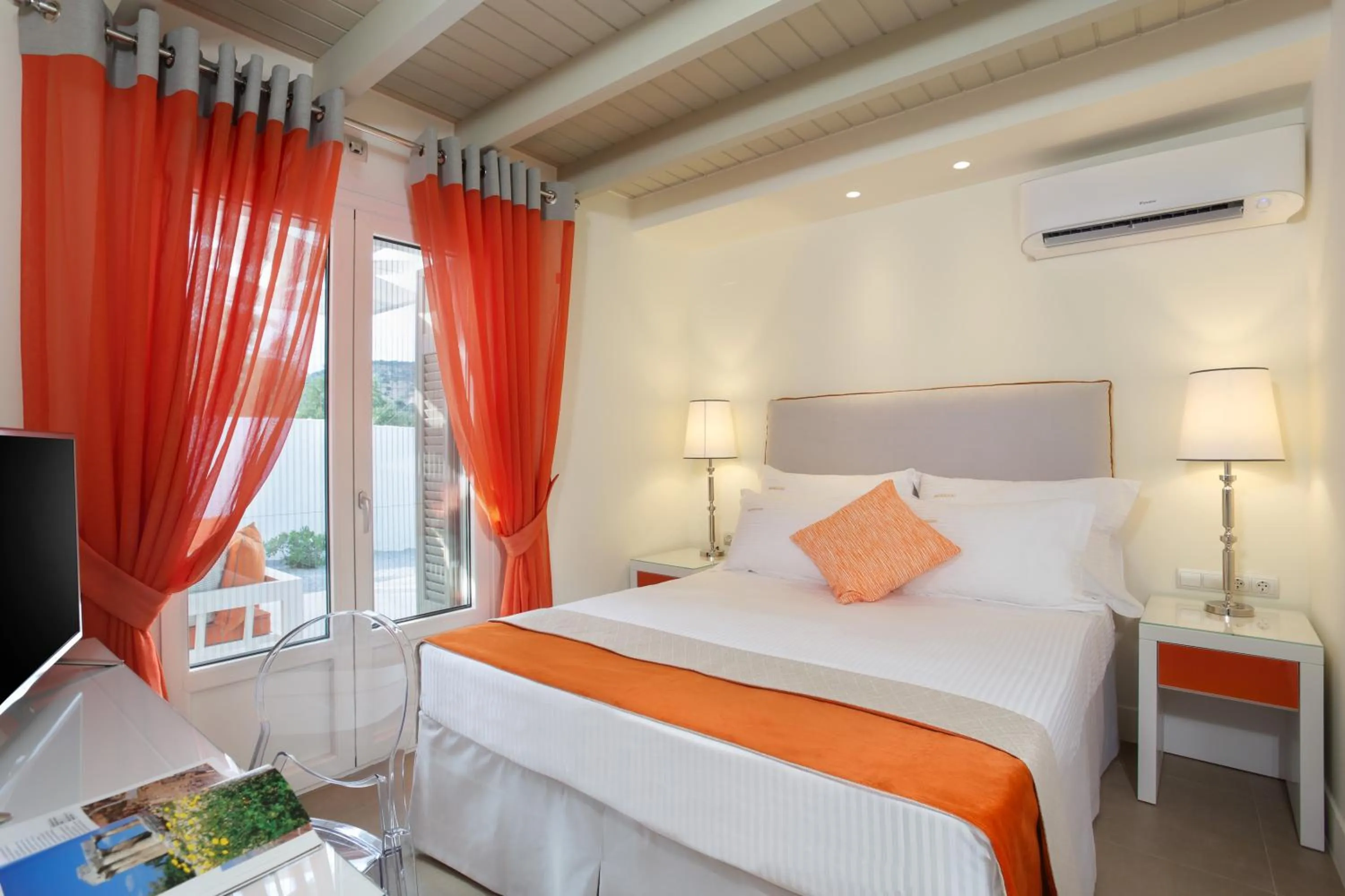 Bedroom, Bed in Mareggio Exclusive Residences & Suites