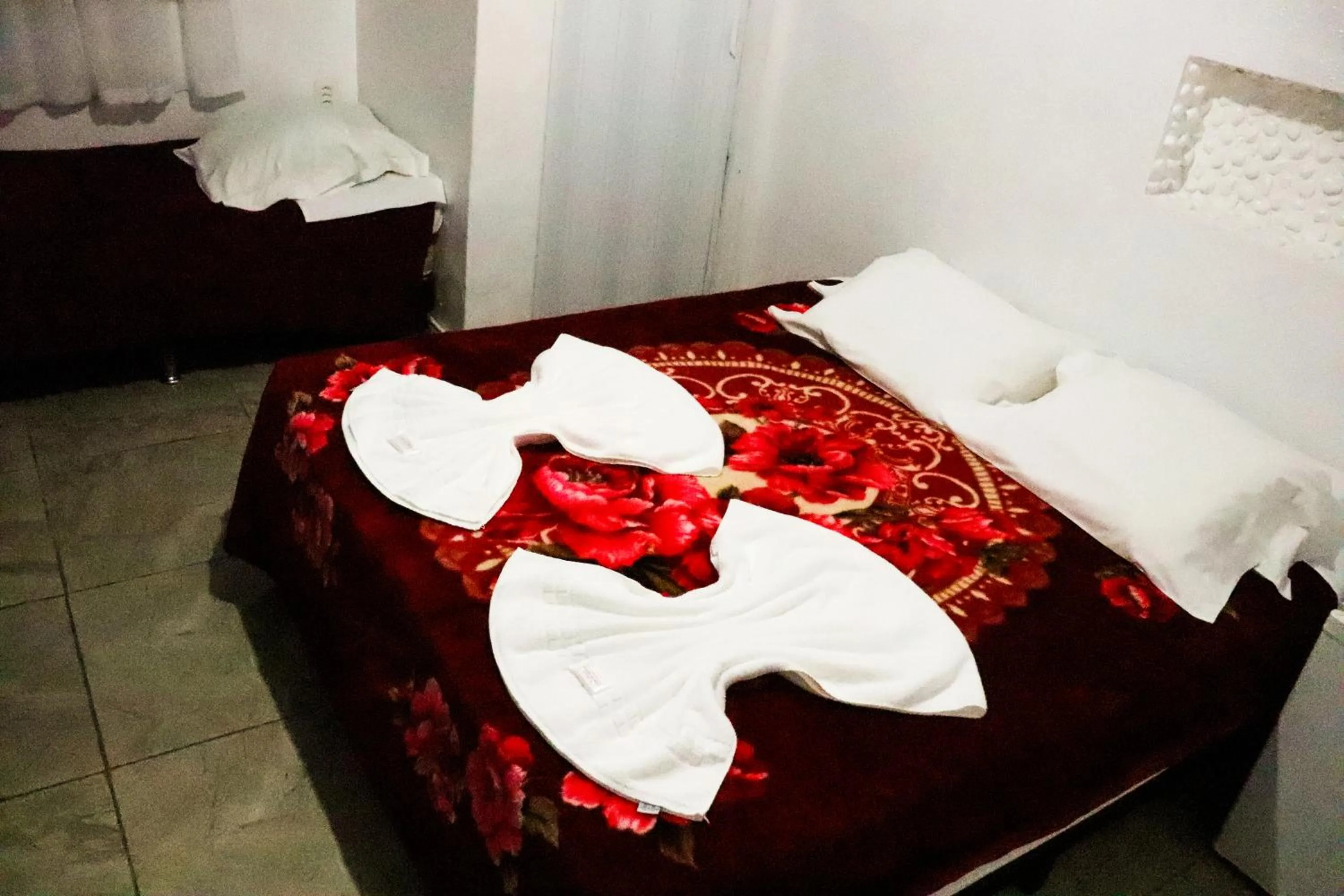 Photo of the whole room, Bed in Pousada Tia Leonor