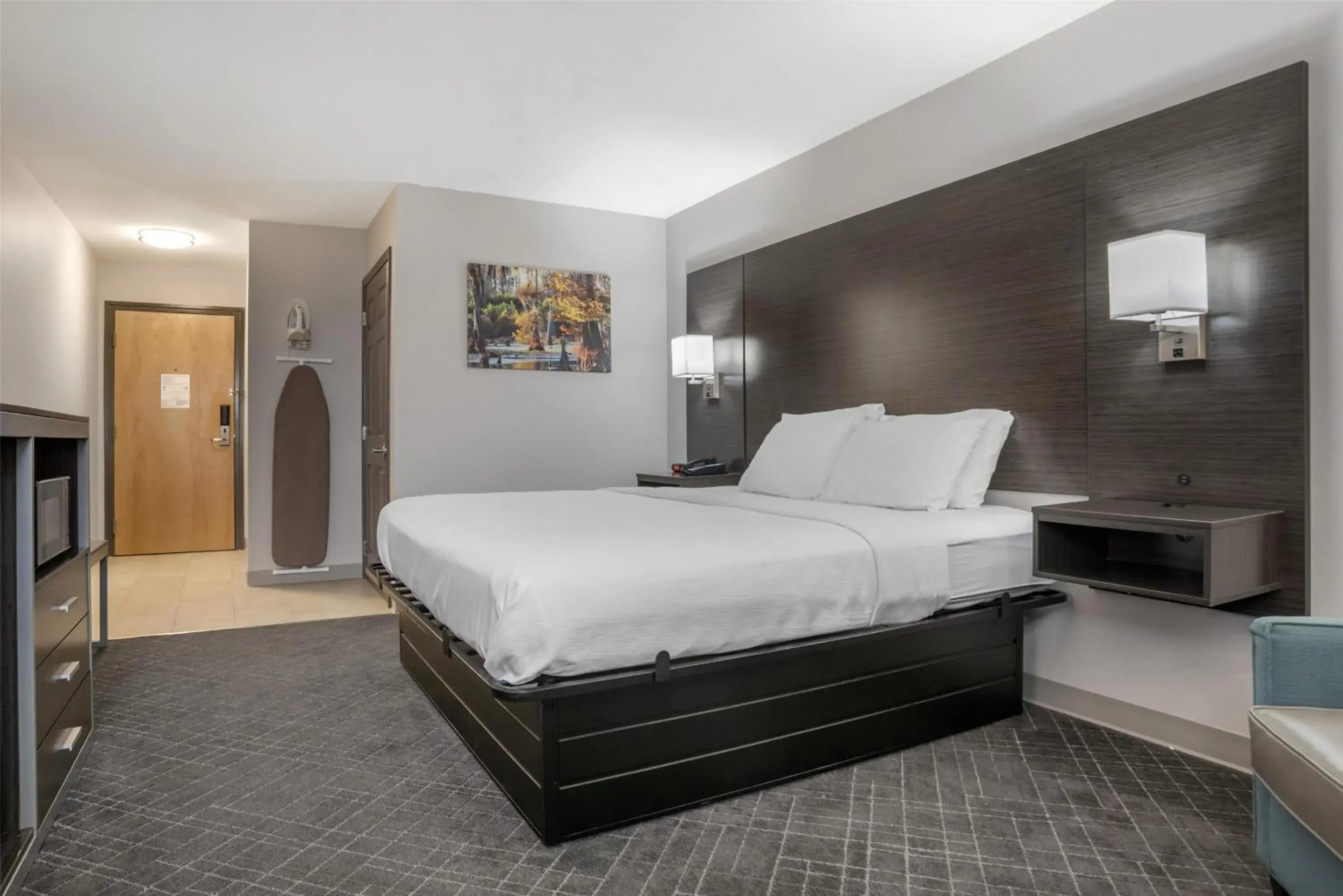 King Room in SureStay Plus by Best Western St. James Donaldsonville King Room in SureStay Plus by Best Western St. James Donaldsonville