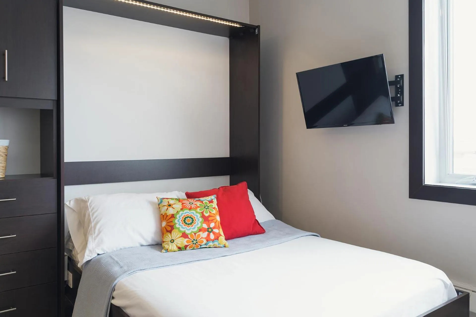 Bed in Cjour Apartments