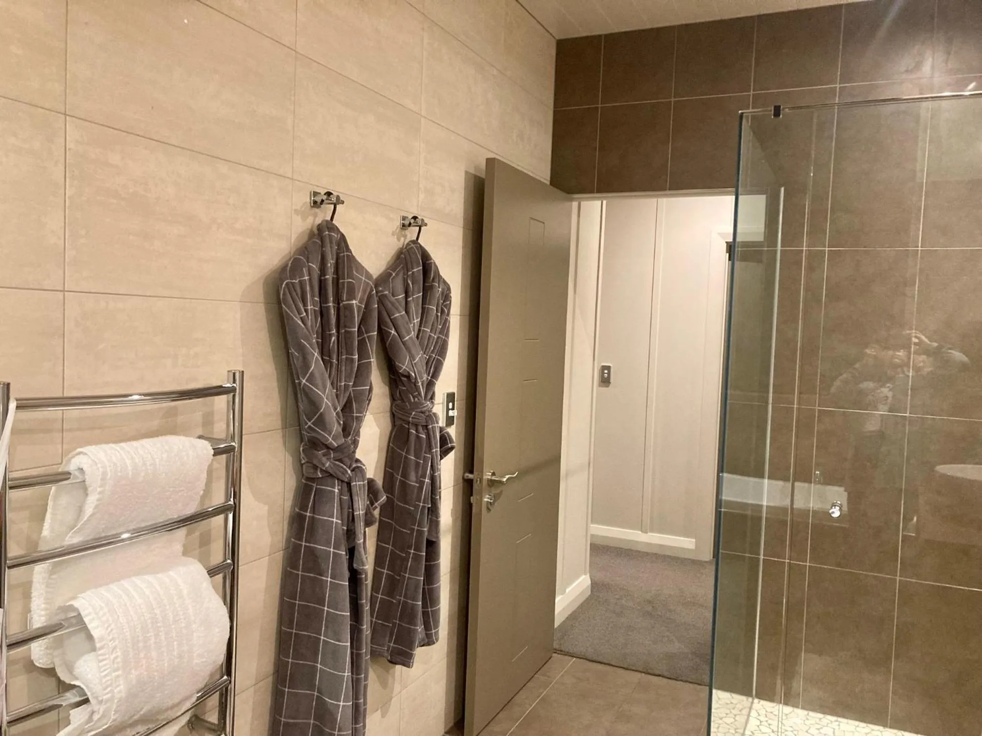 Shower in Three Thirty B & B