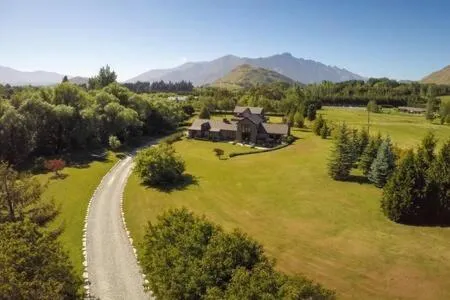 Bird's eye view in Three Thirty B & B