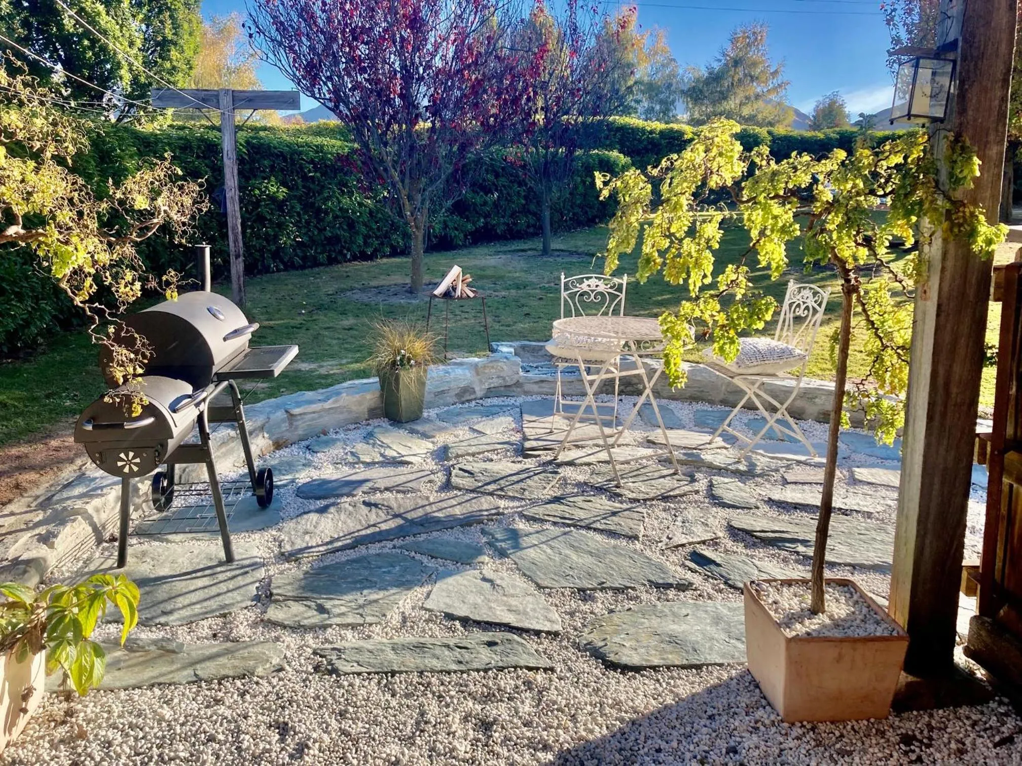 Patio in Three Thirty B & B