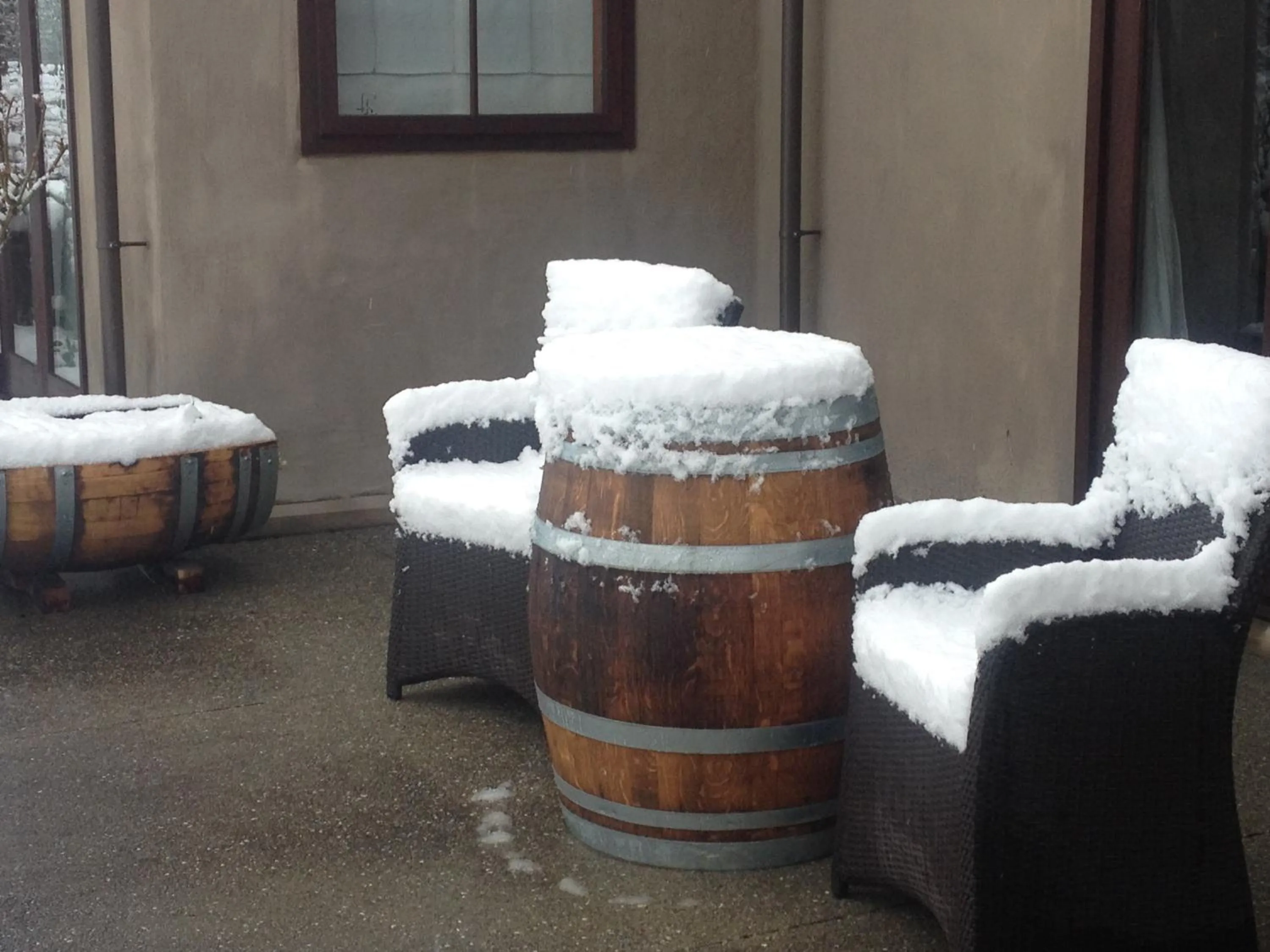 Hot Tub in Three Thirty B & B