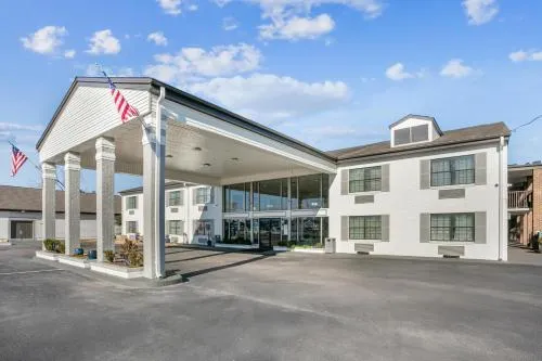 At Home Inn - Pensacola