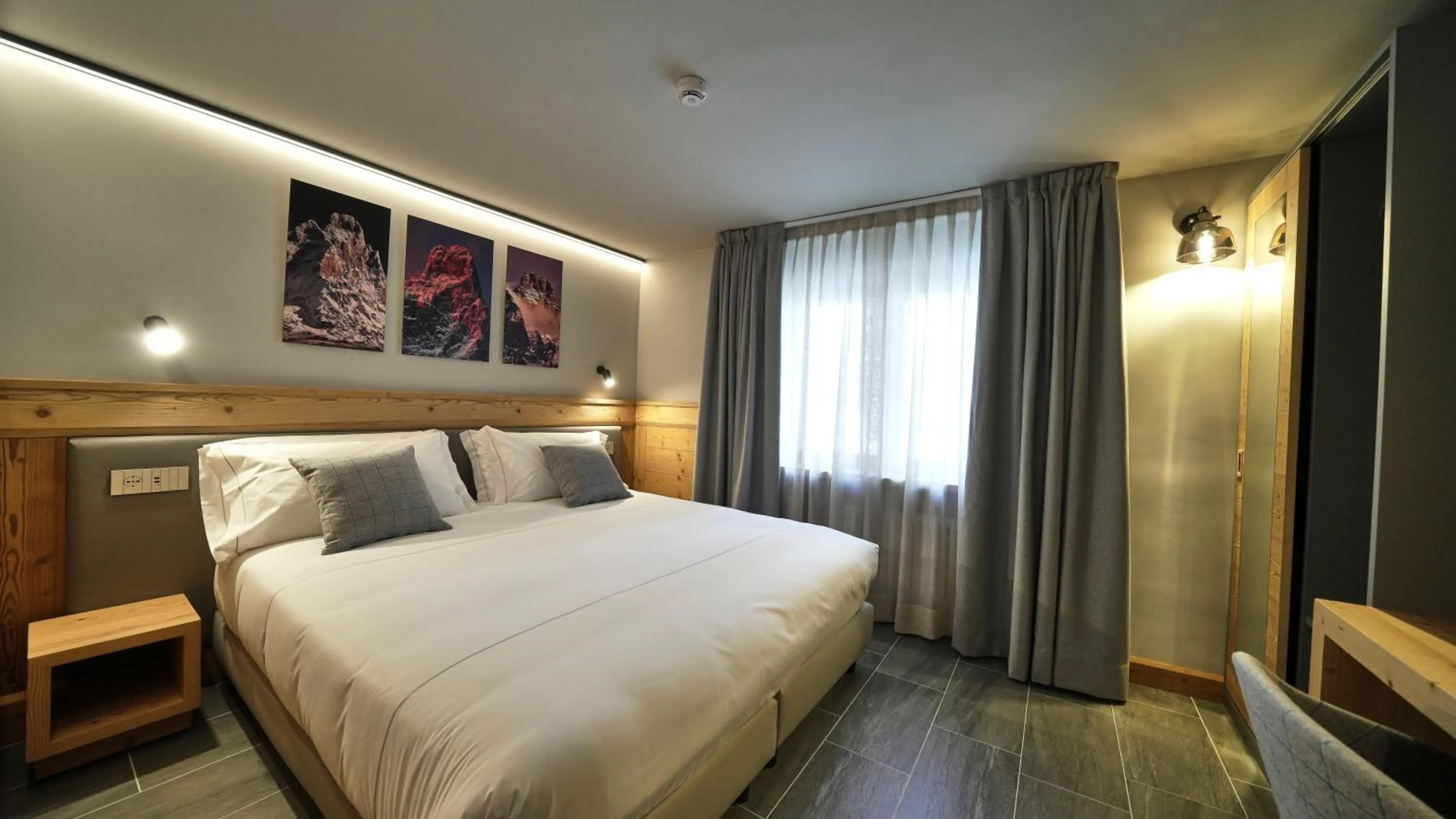 Bed in Hotel Perruquet 3 Stelle SUPERIOR