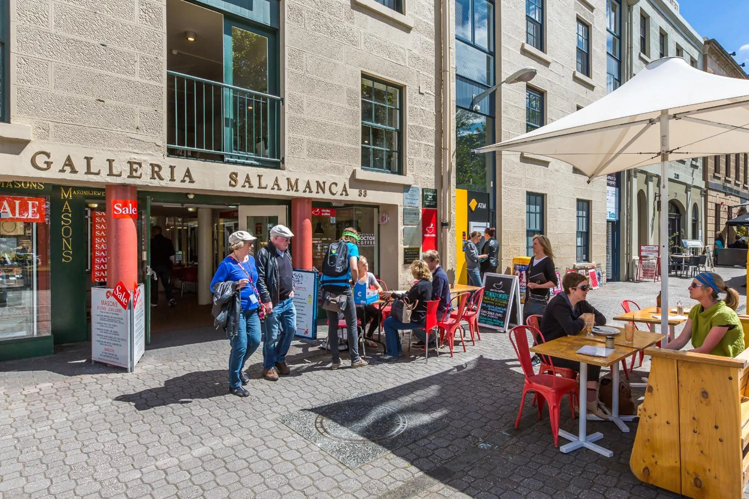 Facade/entrance in Salamanca Galleria Apartments