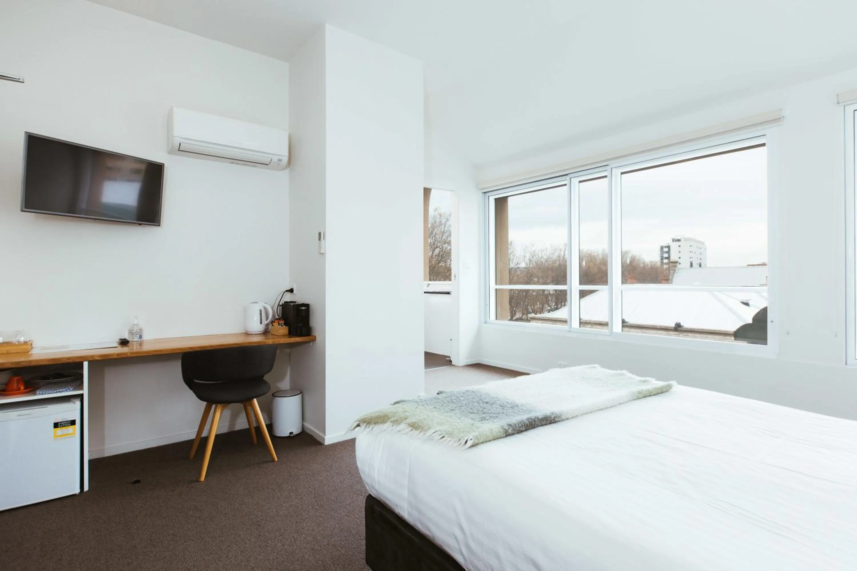 Photo of the whole room, Bed in Salamanca Galleria Apartments