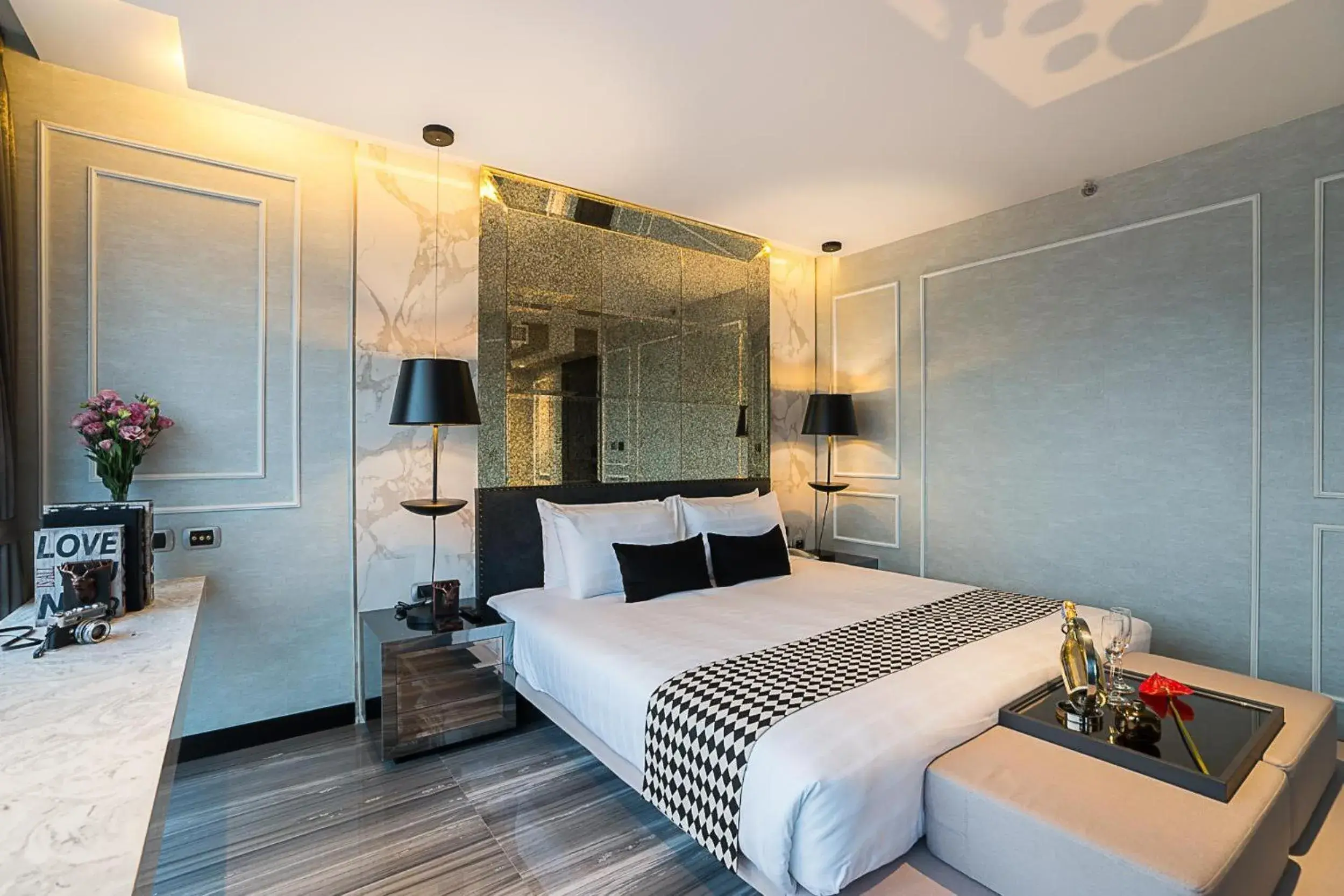 Deluxe Premier King Non-Smoking in Mera Mare Pattaya Deluxe Premier King Non-Smoking in Mera Mare Pattaya