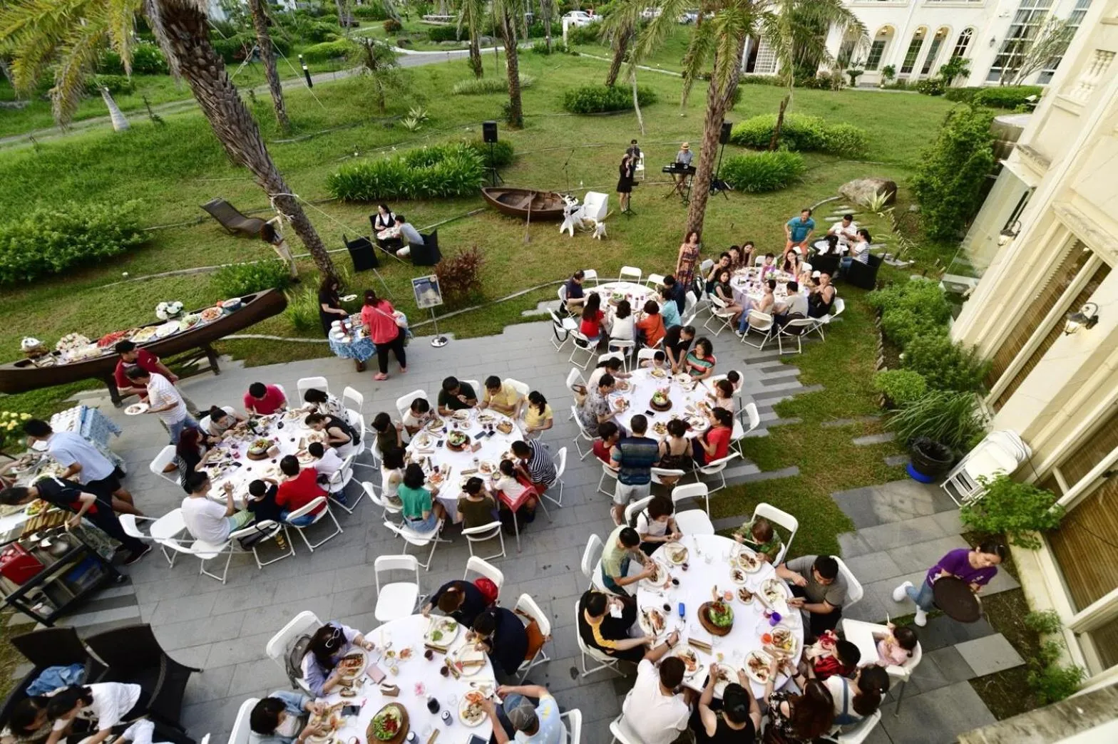 Restaurant/places to eat in Kenting 4 Sisters Villa