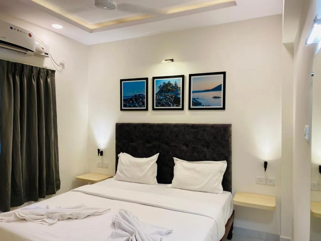 Bed in Ticlo Resorts