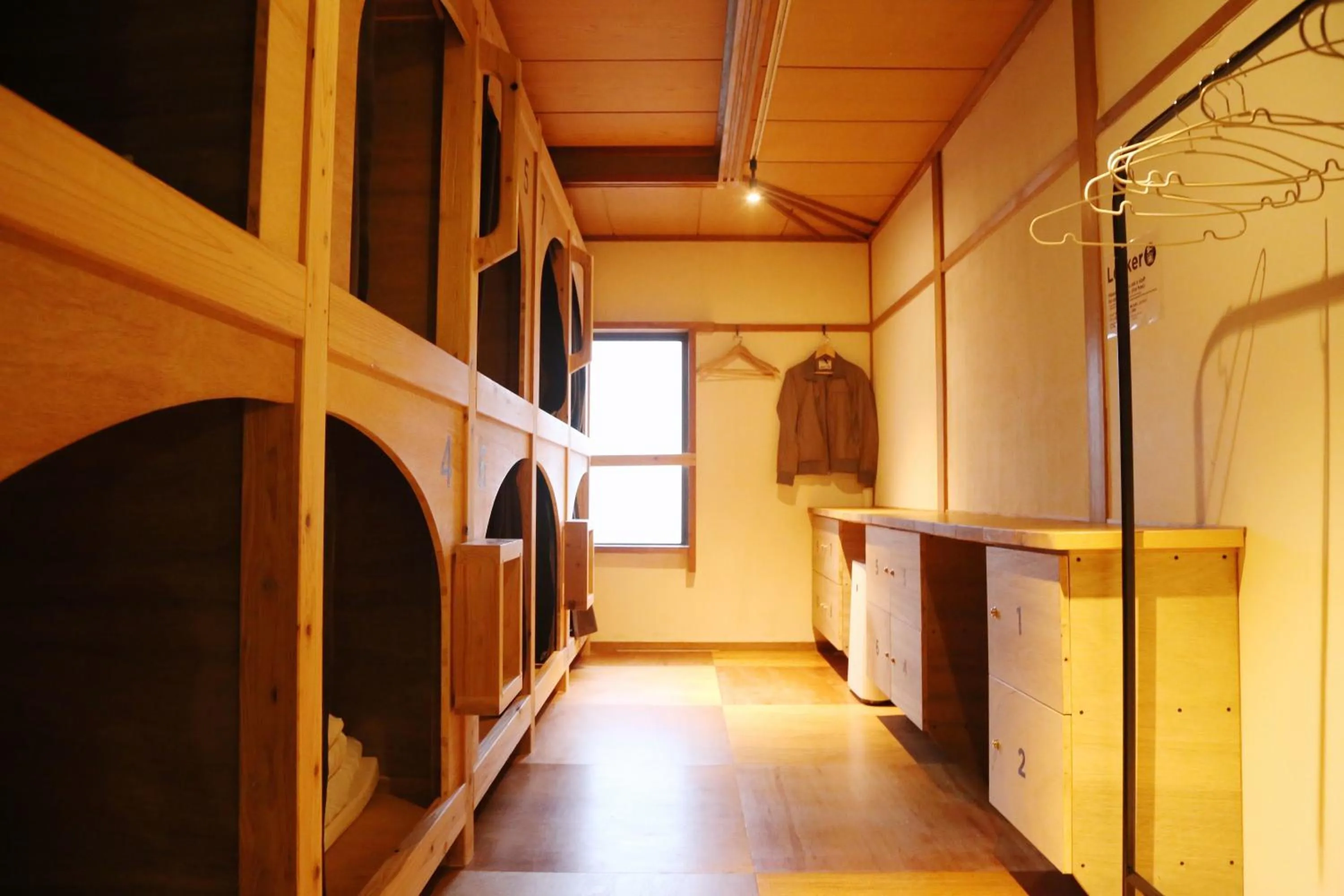 Photo of the whole room in Y Pub & Hostel Tottori