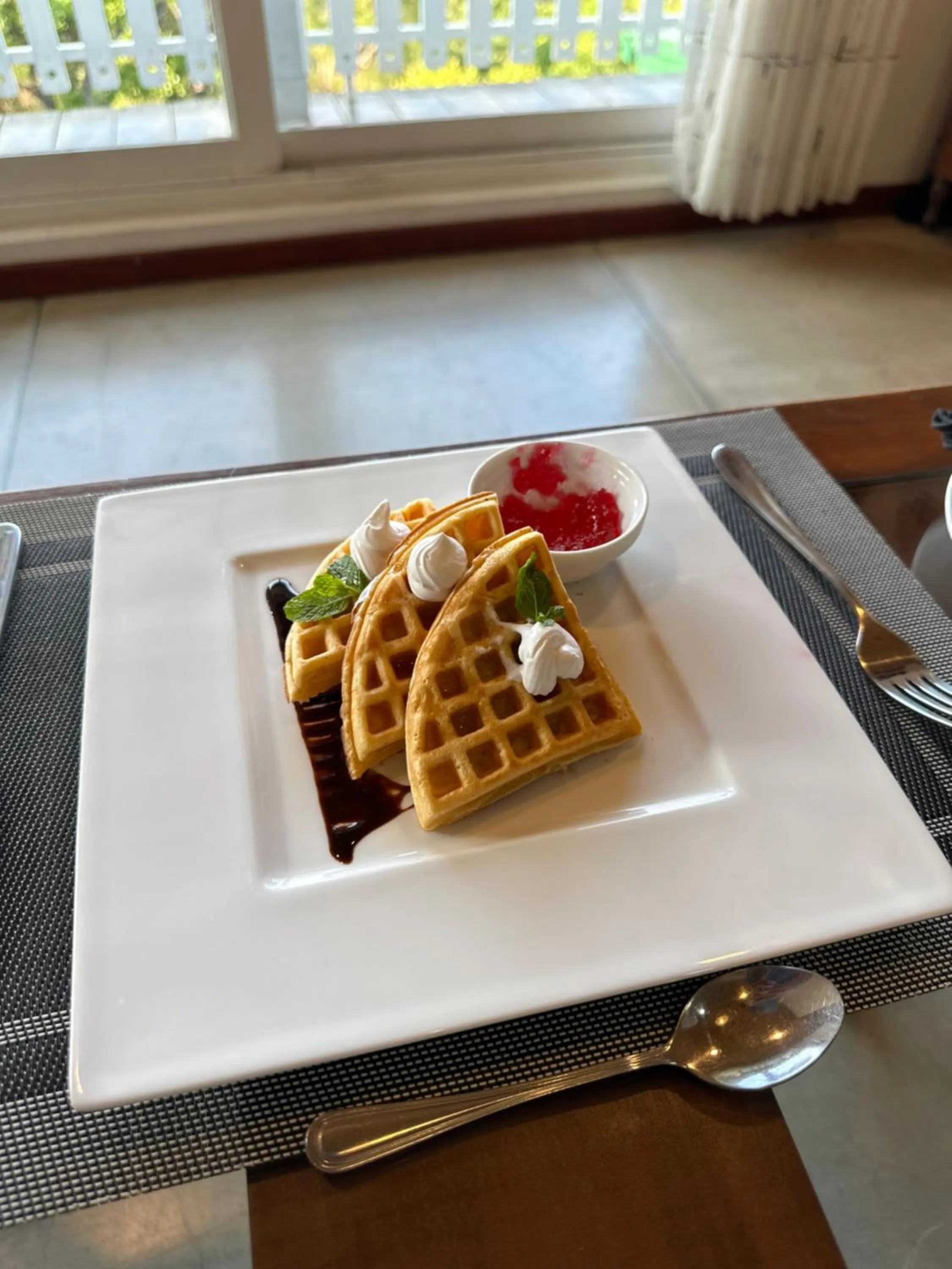 Breakfast in Villa Perpetua