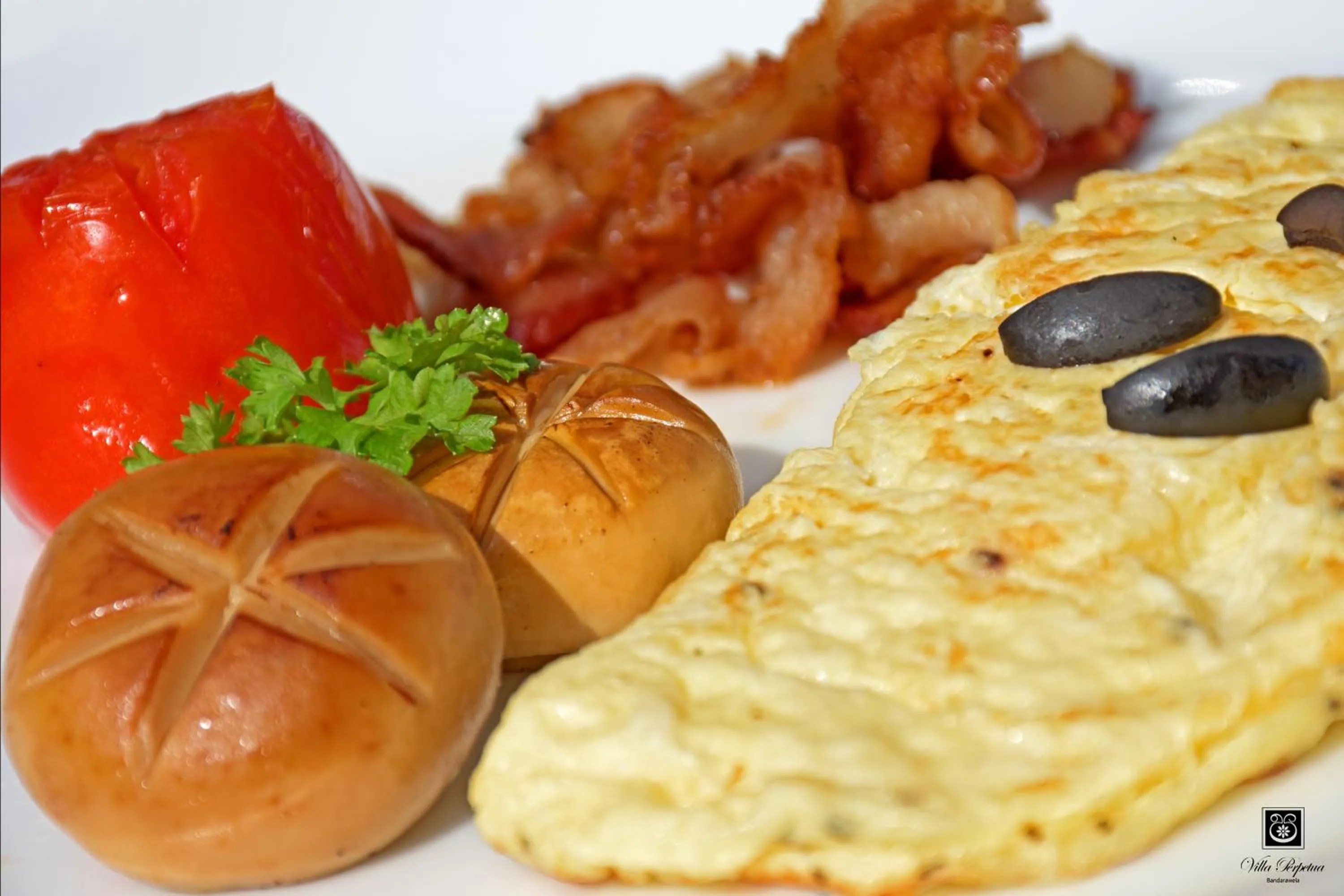 Food in Villa Perpetua