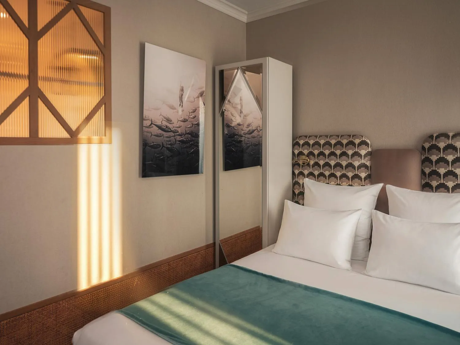 Bedroom, Bed in Handsome Hotel