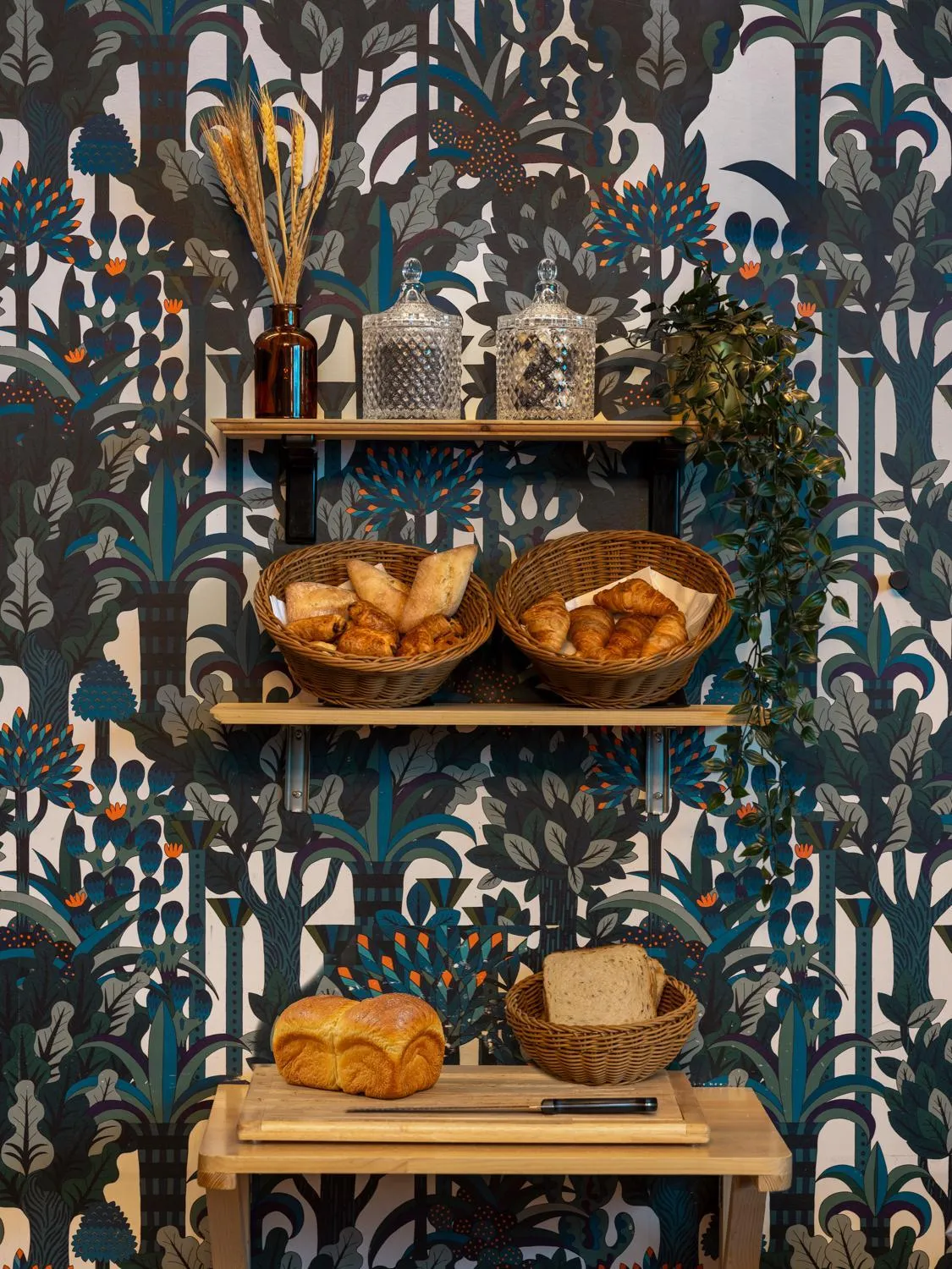 Breakfast in Handsome Hotel