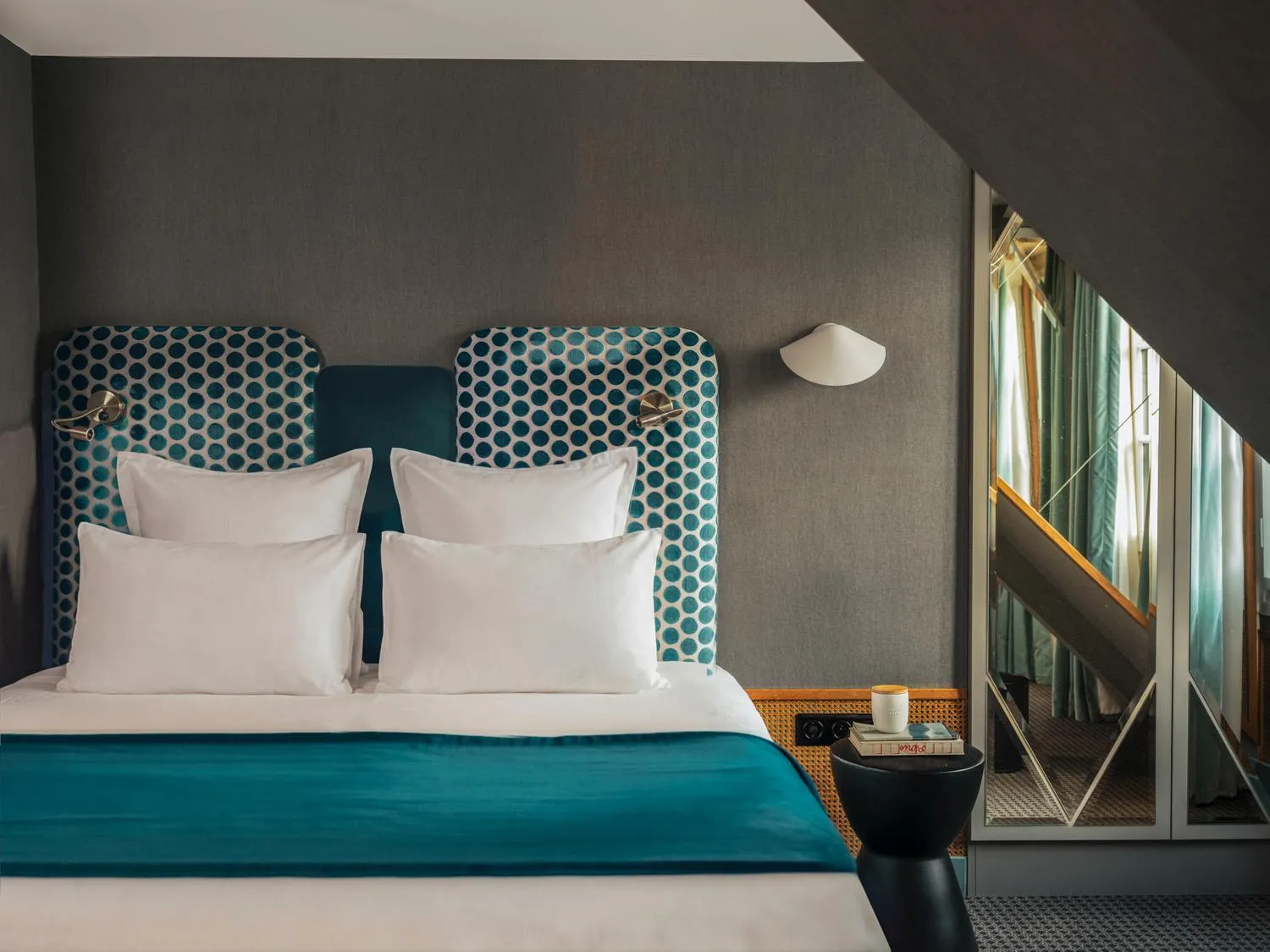 Bed in Handsome Hotel