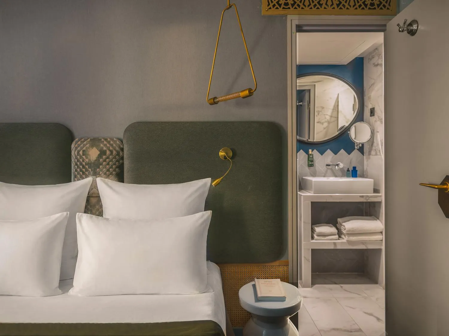 Bed in Handsome Hotel