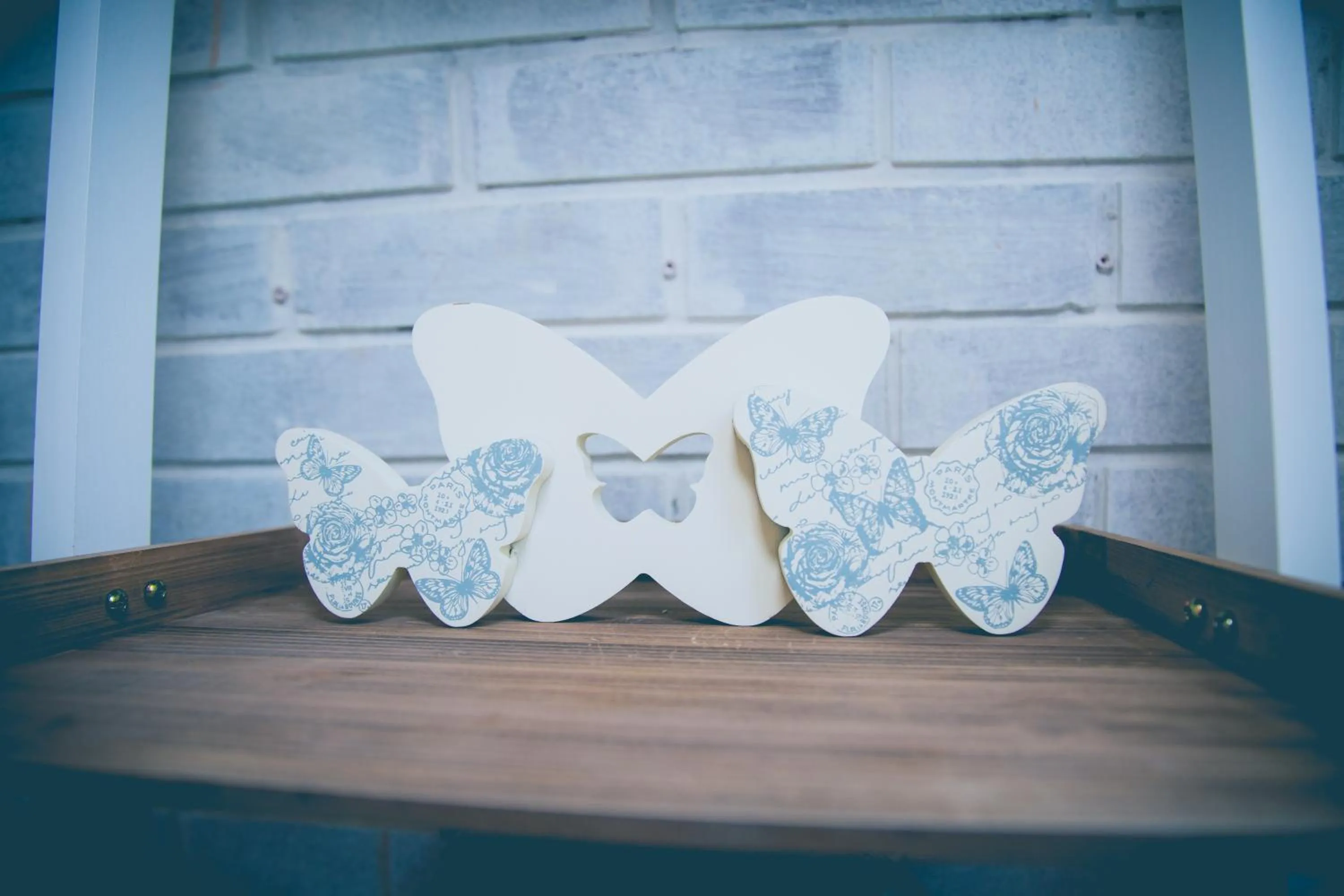 Decorative detail in Gray Manor Hotel