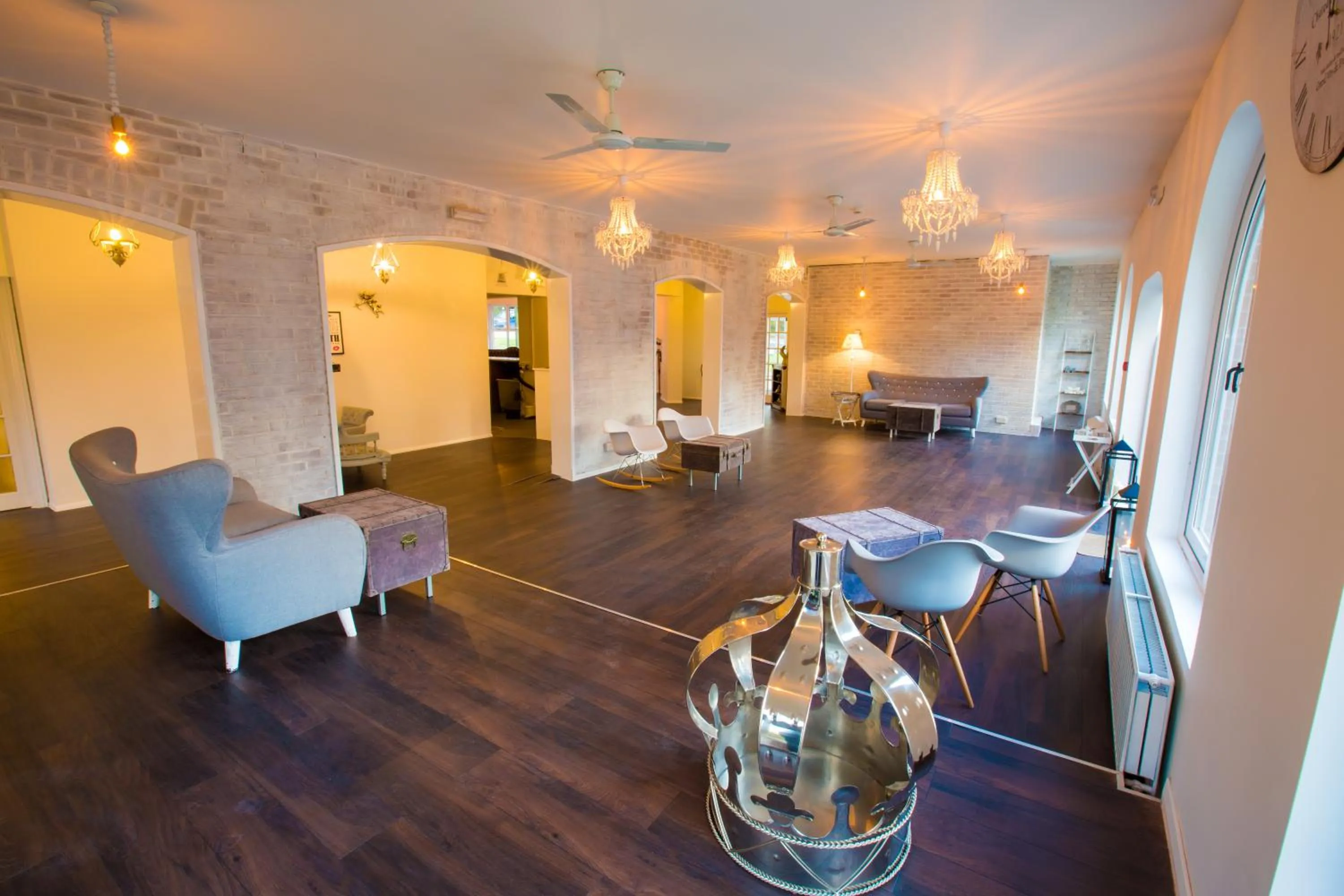 Lobby or reception in Gray Manor Hotel